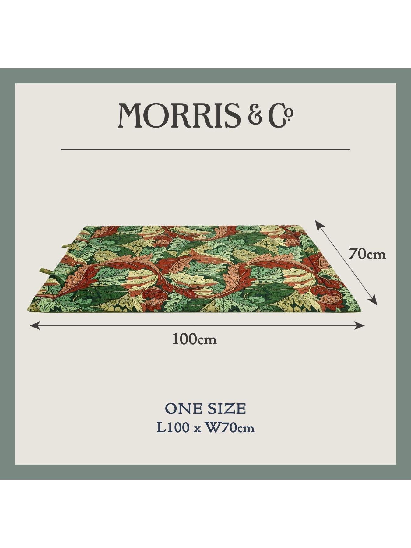 Image 3 of 6 of William Morris William Morris Acanthus Print Christmas Travel Mat