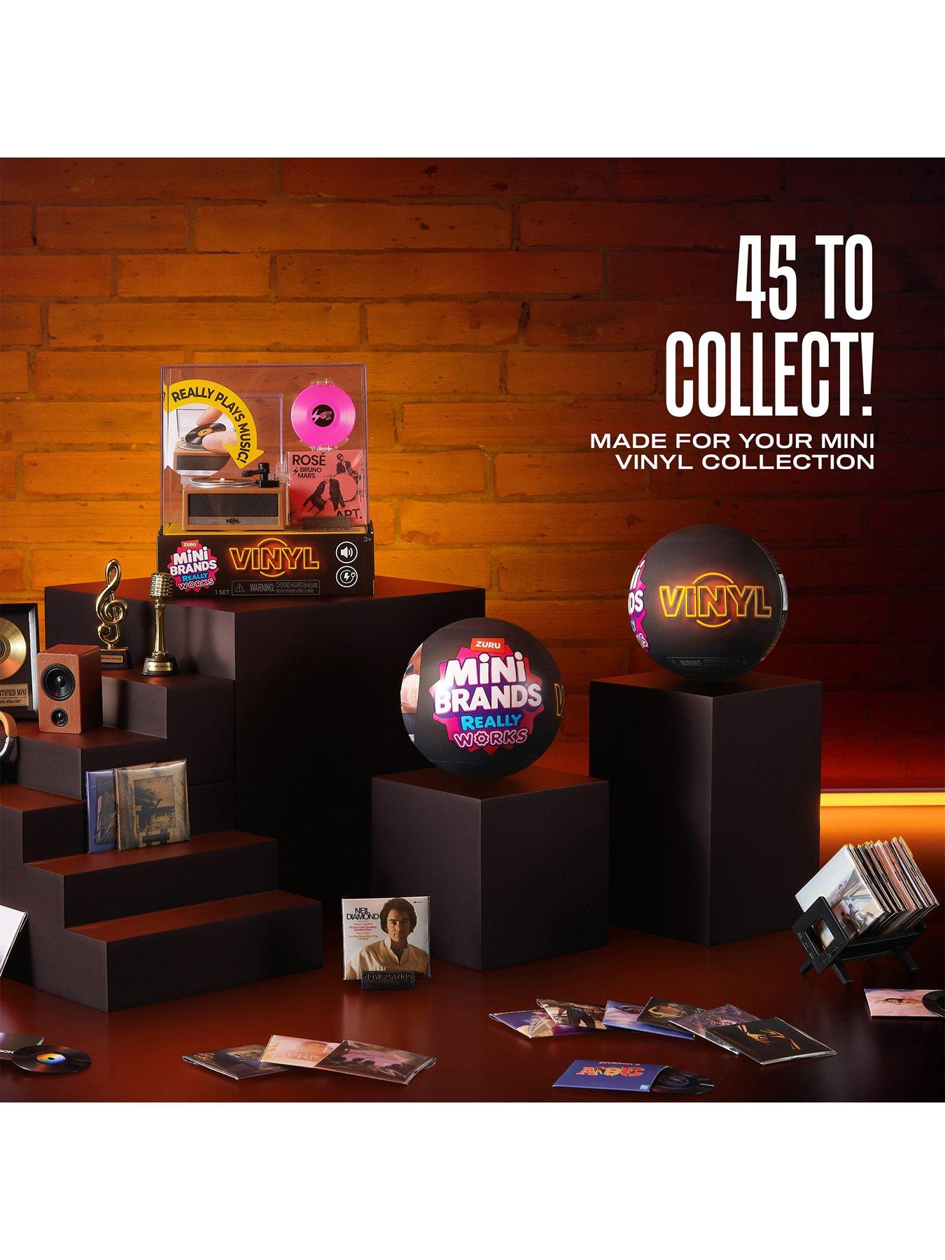 Image 4 of 7 of Mini Brands Vinyls Playset S1