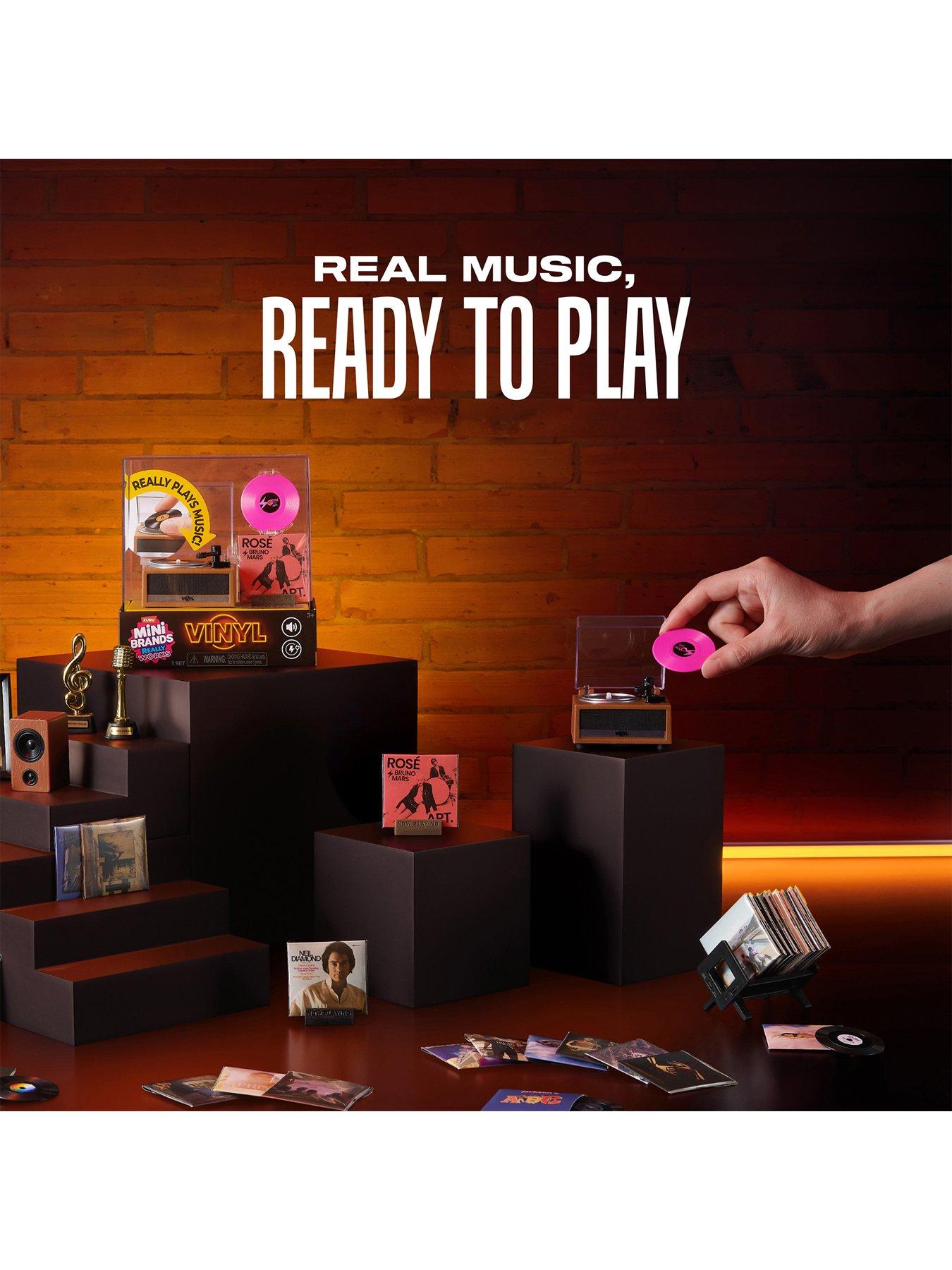 Image 7 of 7 of Mini Brands Vinyls Playset S1
