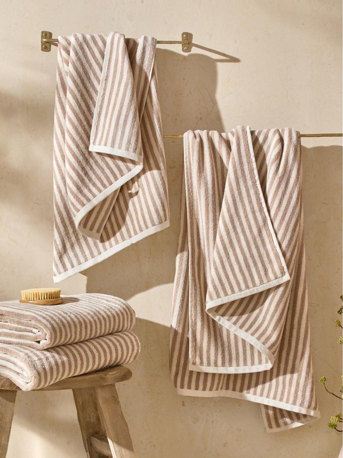 Image 3 of 4 of Yard Hebden 100X180 Xl Bath Sheet Natural