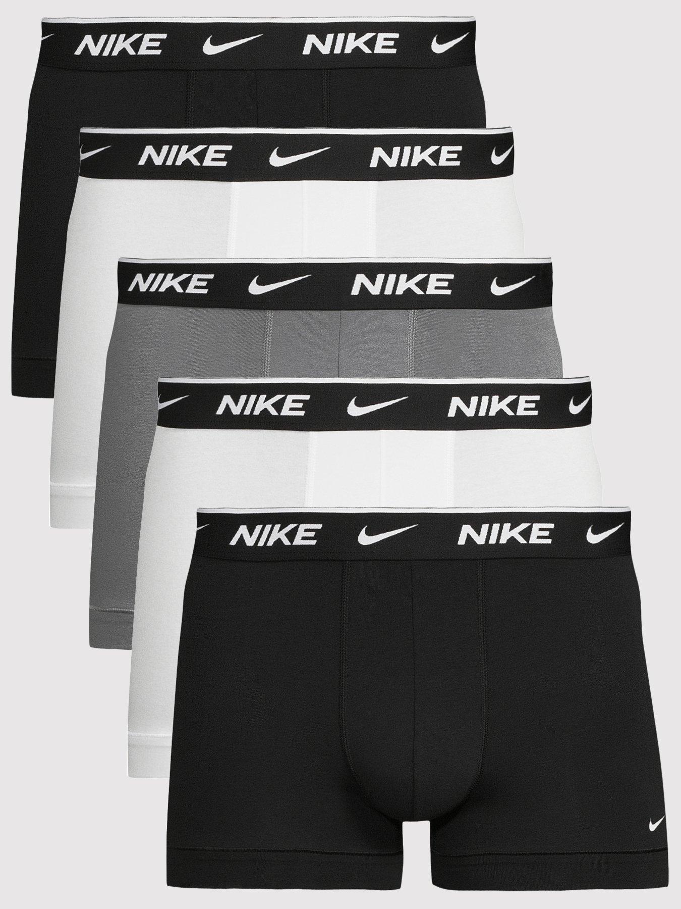 Image 1 of 3 of Nike Mens Essential Cotton Straight 5 Pack Trunks - Black