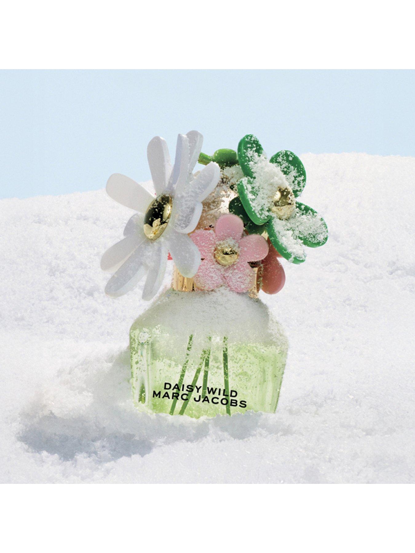 Image 3 of 4 of MARC JACOBS Daisy Wild Eau De Parfum Gift Set - 50ml + 10ml