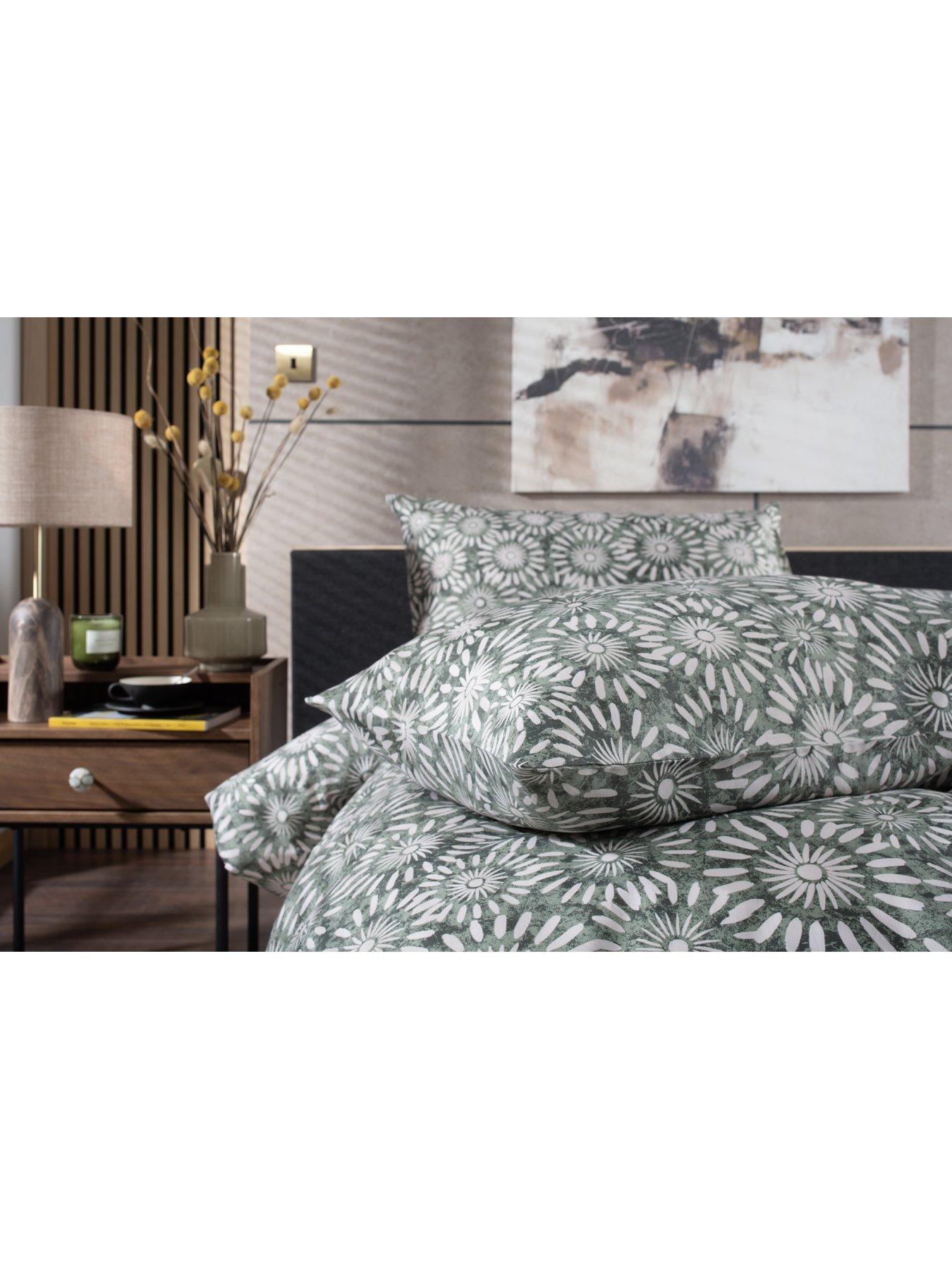 Image 4 of 6 of Studio 1846 Thompson Sage Single Duvet Set
