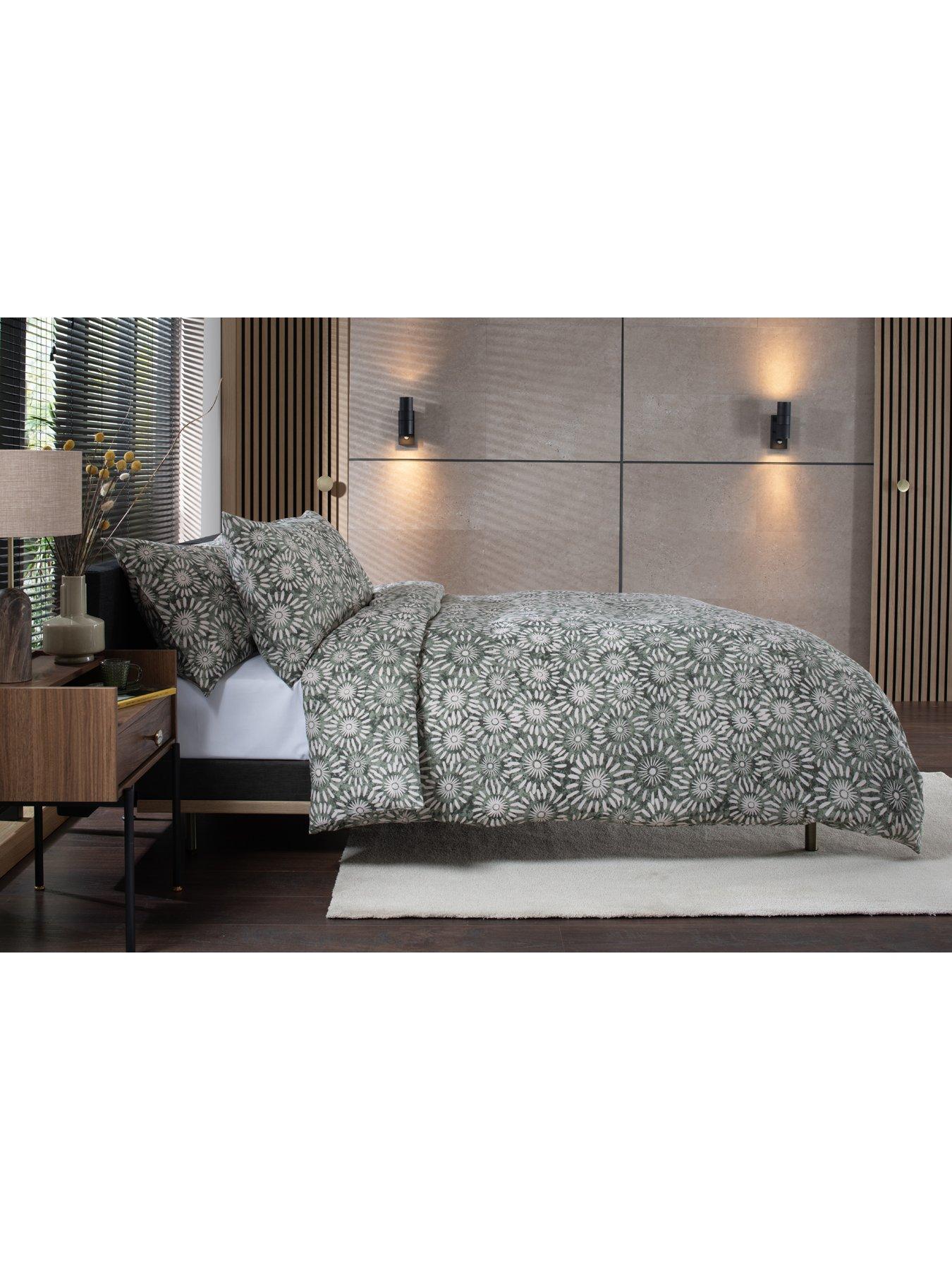 Image 5 of 6 of Studio 1846 Thompson Sage Single Duvet Set