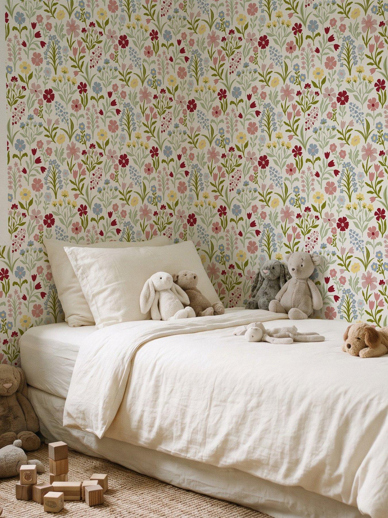 Image 3 of 4 of ARTHOUSE Pretty Meadow Natural & Mulitcolour Wallpaper