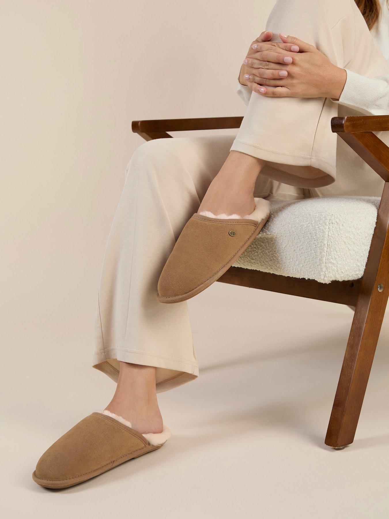 Image 5 of 5 of Just Sheepskin Just Sheepskin Womens Shaftesbury Mule Slippers - Chestnut