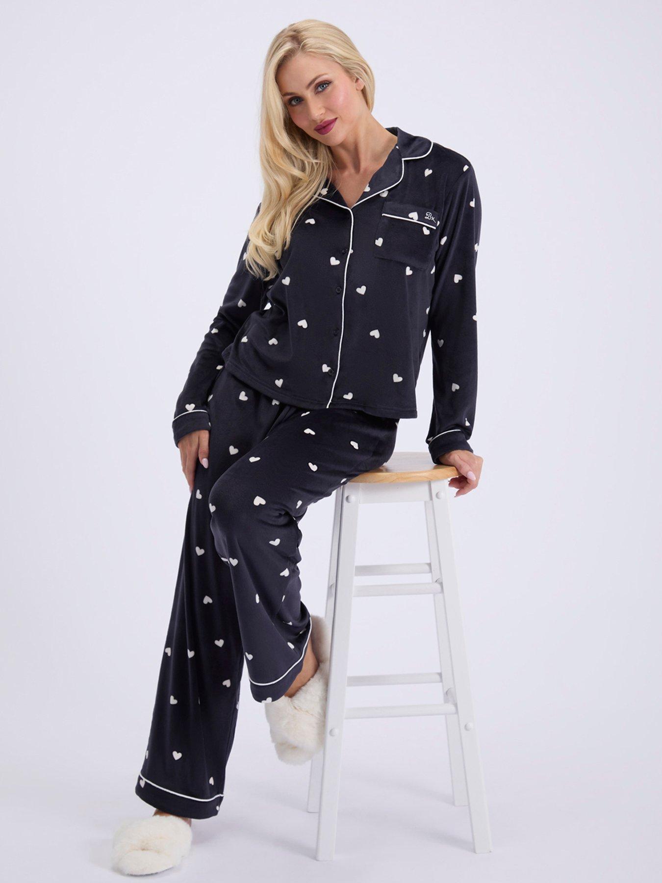 Image 3 of 5 of Boux Avenue Heart Velour Pyjama Set - Charcoal