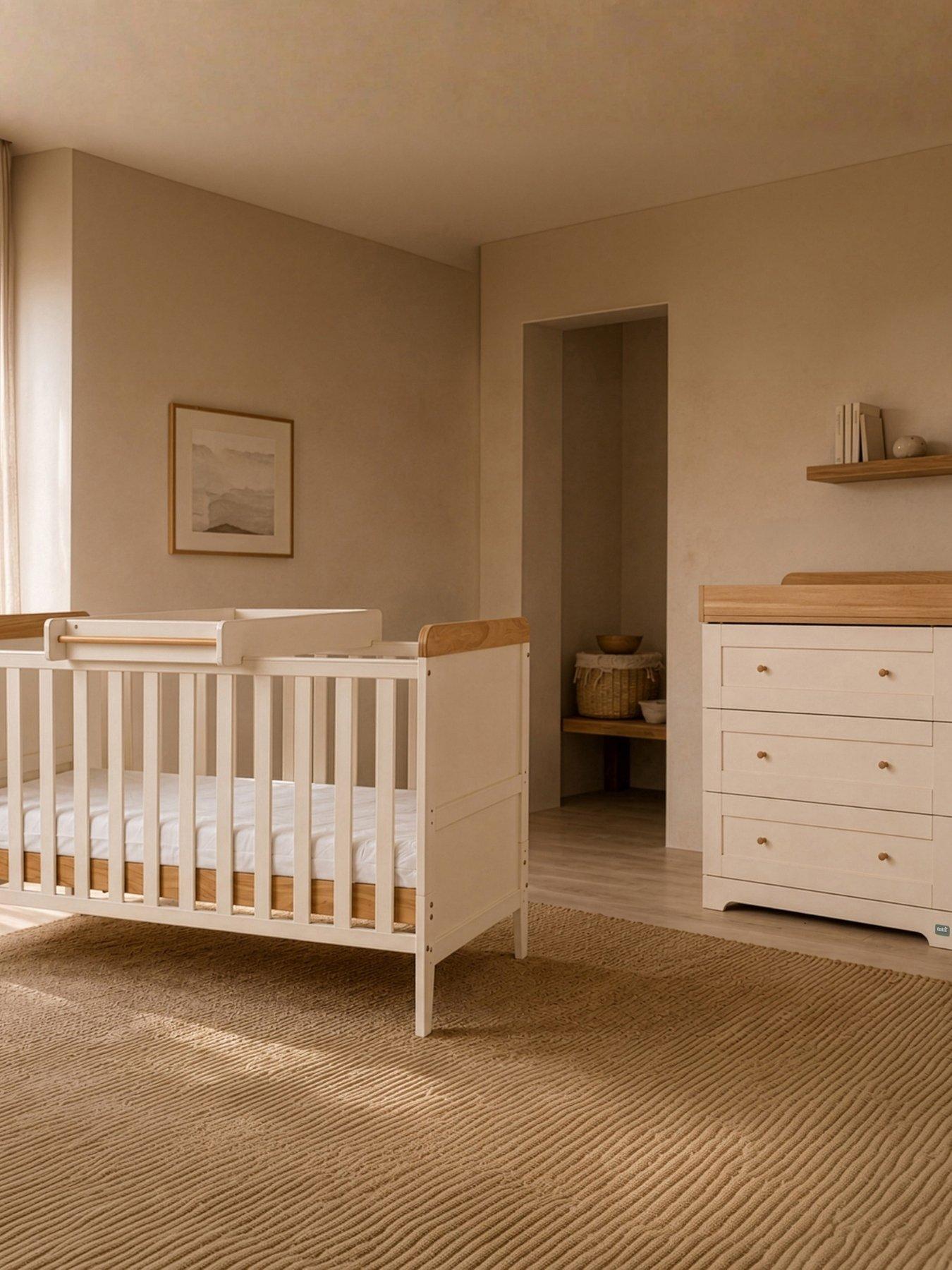 Image 1 of 7 of Tutti Bambini Rio 2pc Room Set - Cashmere/Honey Oak