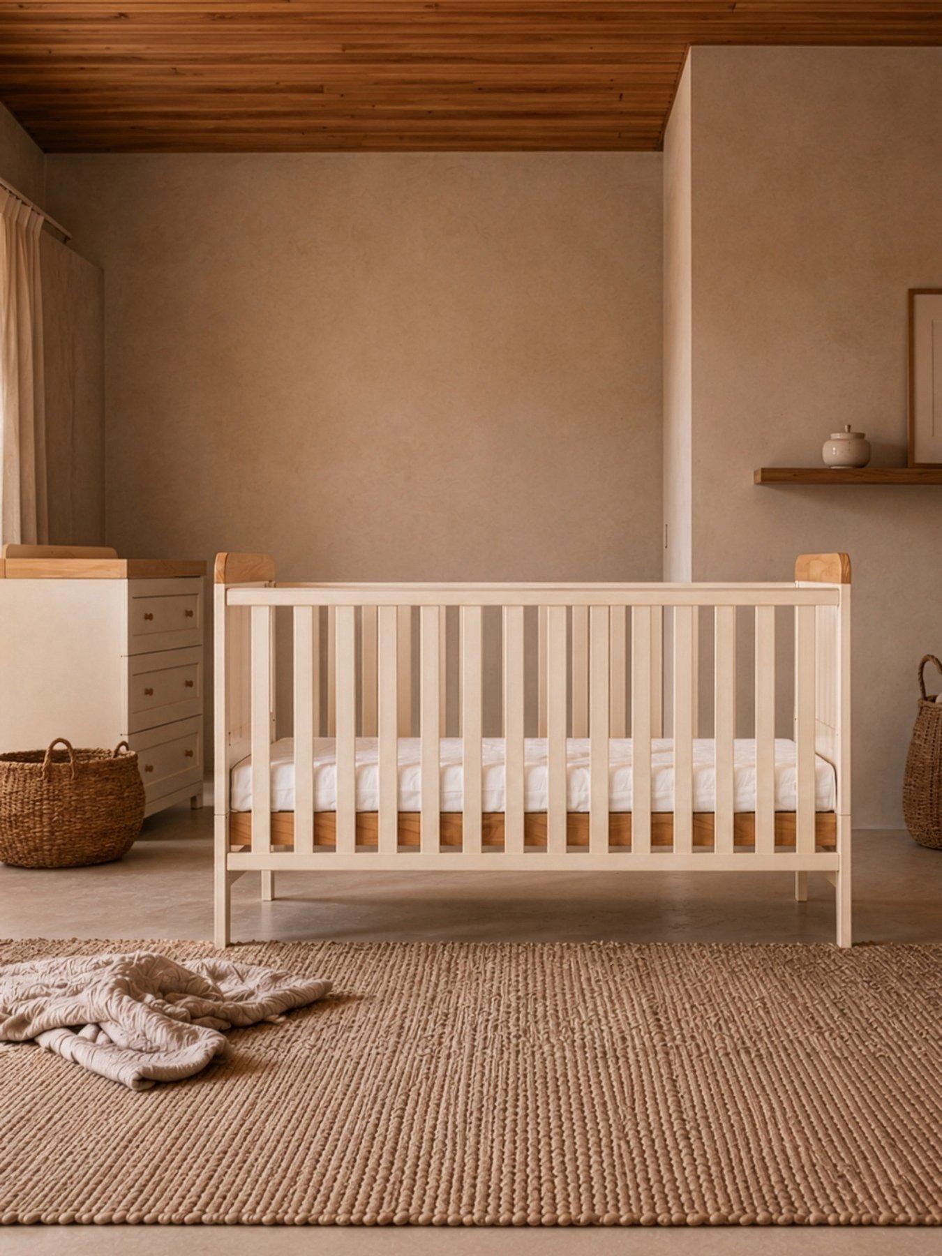 Image 3 of 7 of Tutti Bambini Rio 2pc Room Set - Cashmere/Honey Oak