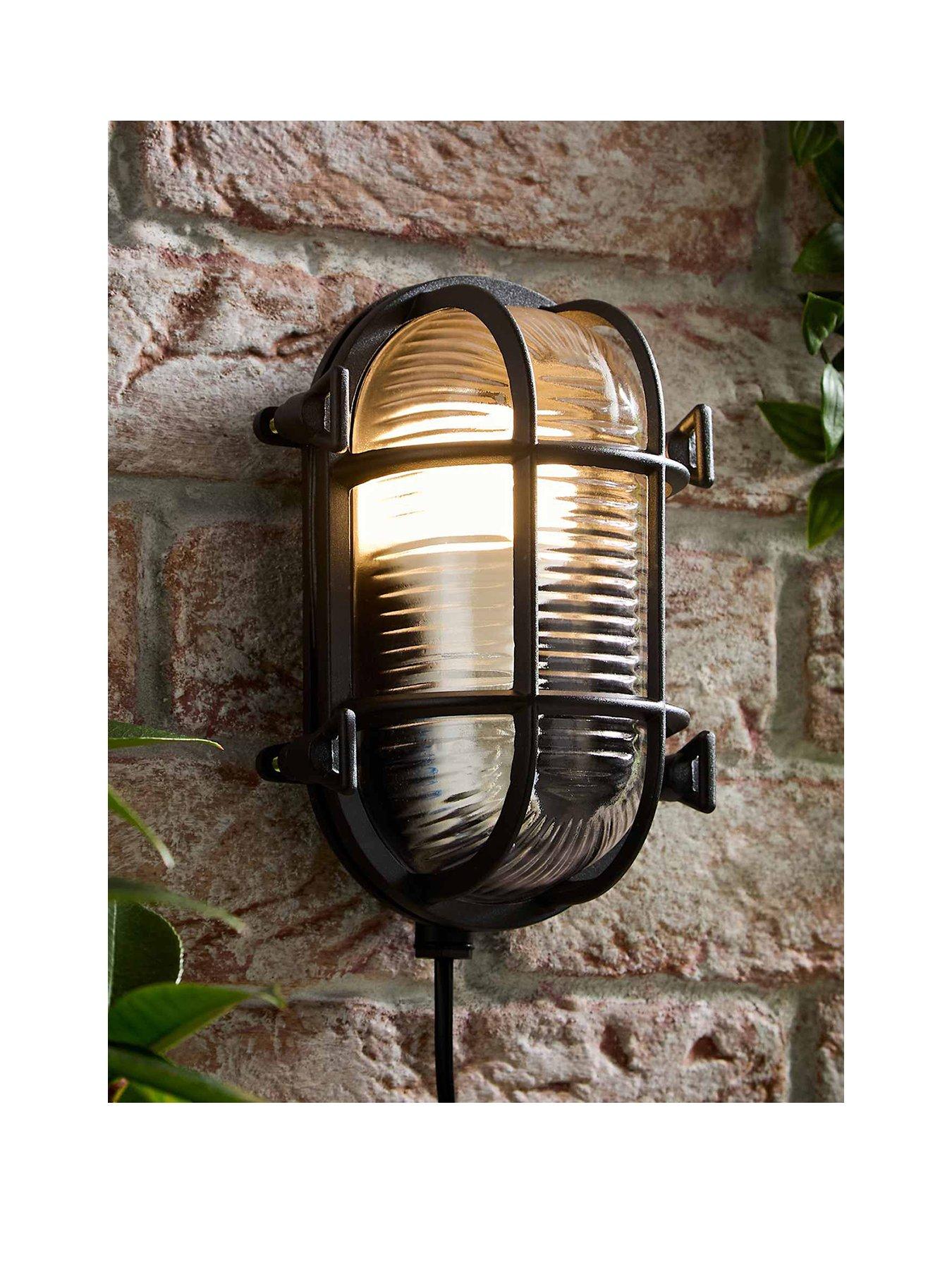 Image 2 of 7 of ValueLights Bow IP64 Oval Polished Matt Black Nautical Bulkhead