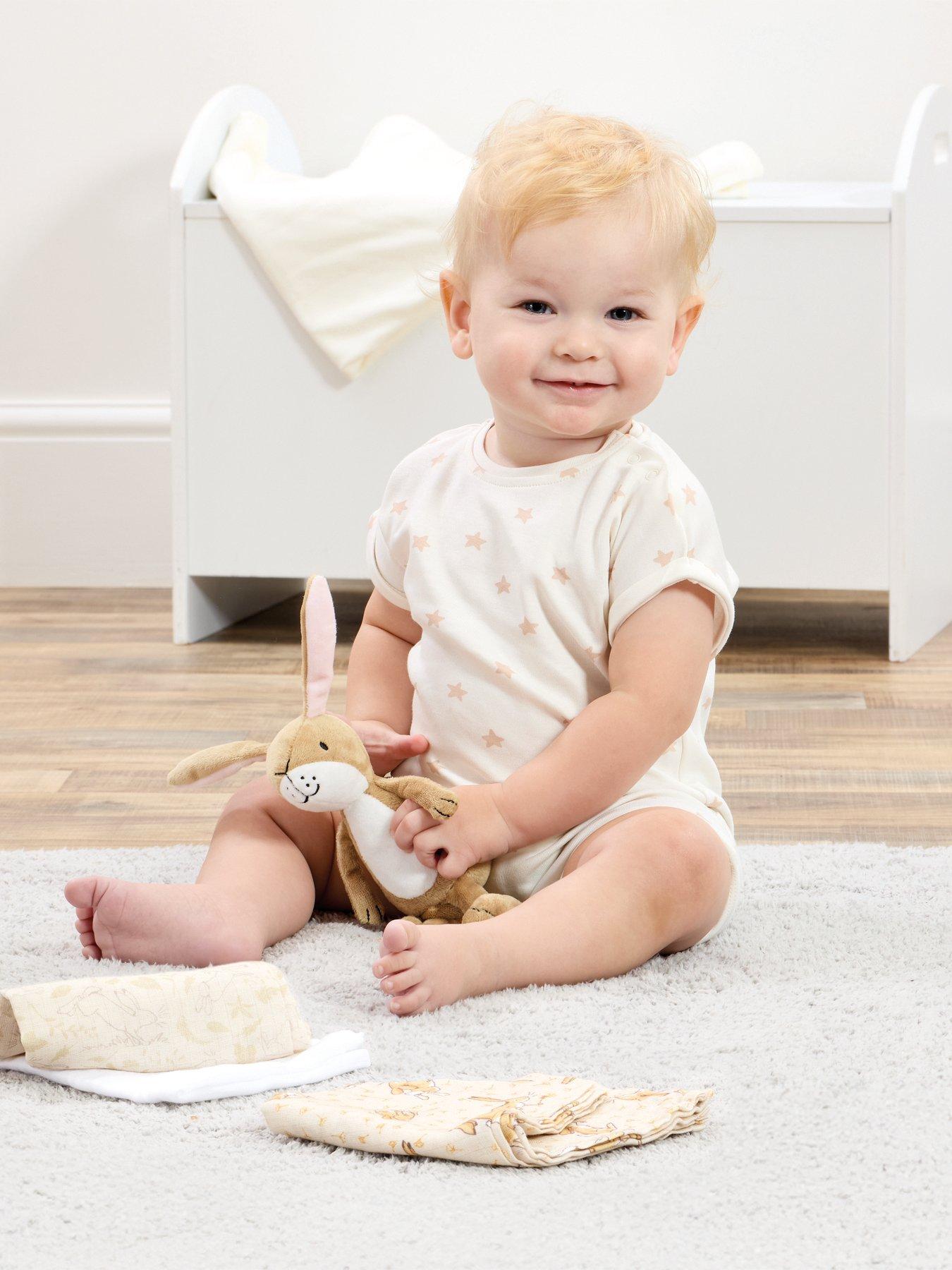 Image 3 of 4 of Guess How Much I Love You Soft Toy & muslin set