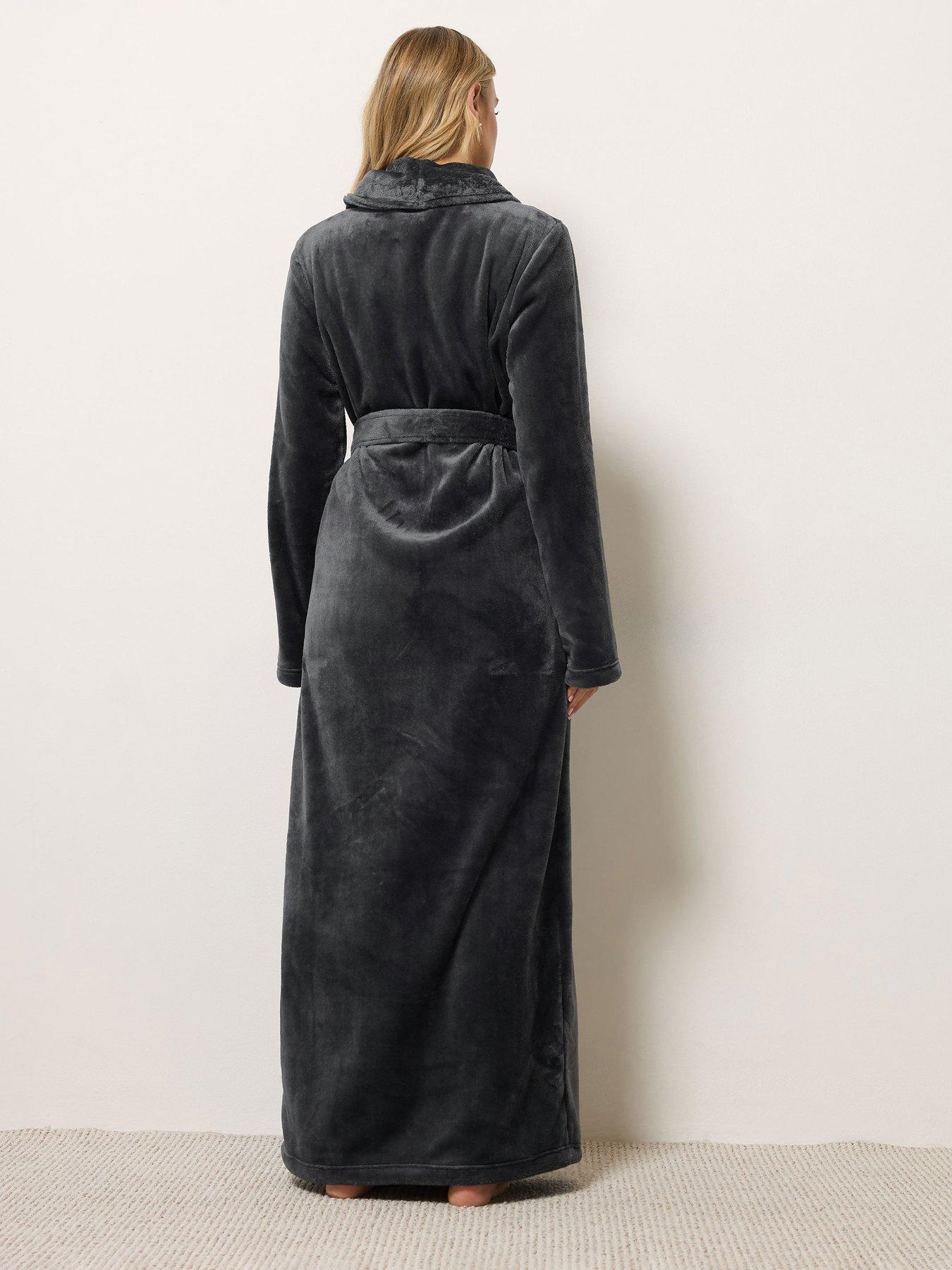 Image 2 of 4 of Long Tall Sally Tall Super Luxe Shawl Maxi Robe