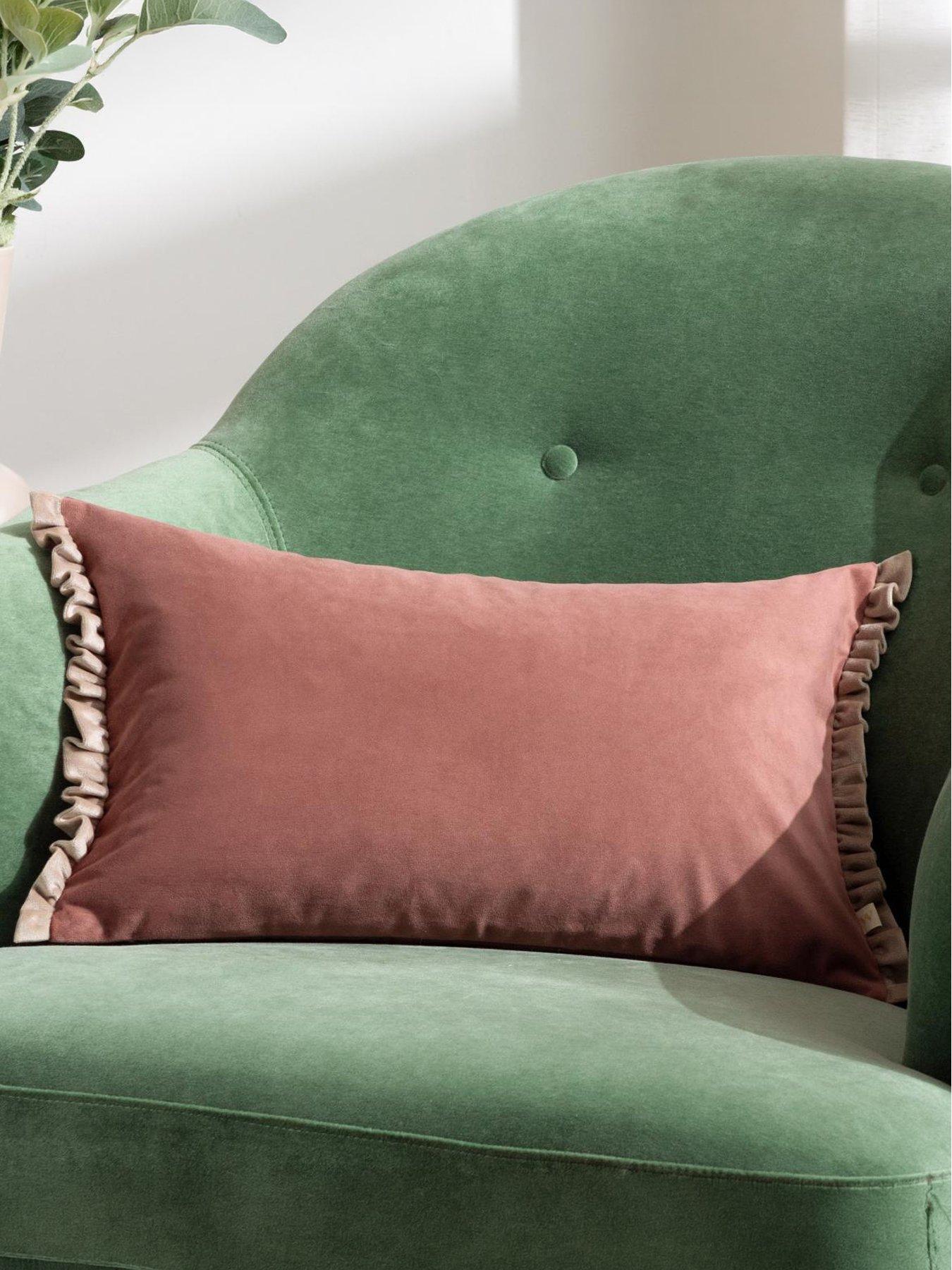 Wylder TILLY 30X50 POLYESTER CUSHION POACHED PEAR/SHELL