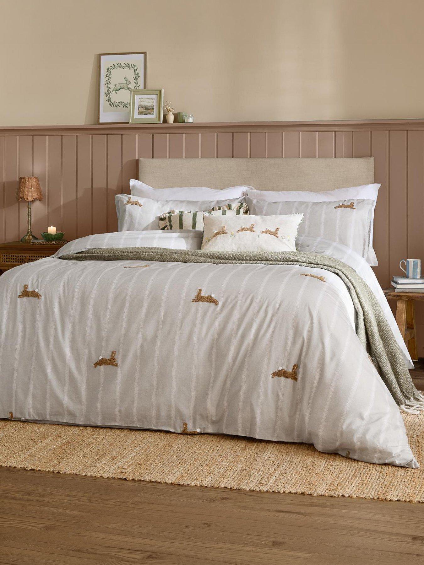 Image 5 of 5 of Wylder RAMBLE HARES 30X50 POLYESTER CUSHION SAGE