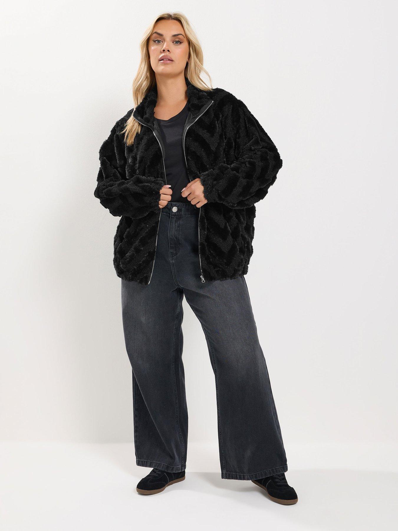 Image 3 of 4 of Yours Womens Plus Size Borg Faux Fur Mix Zip-Through Jacket - Black
