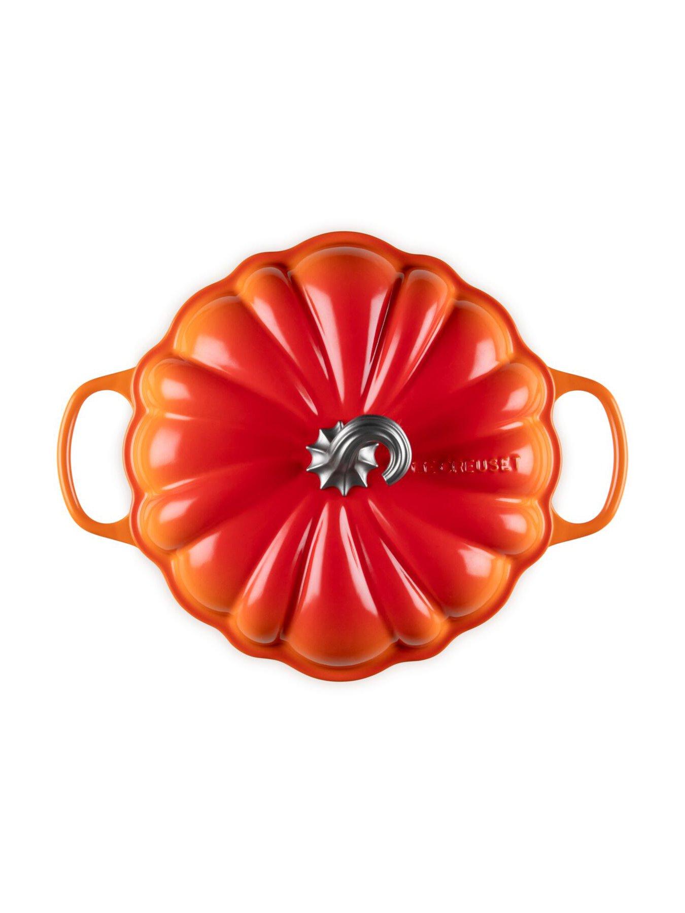 Image 5 of 6 of Le Creuset Cast Iron Signature Pumpkin Shallow Casserole 28cm Volcanic Gold Knob