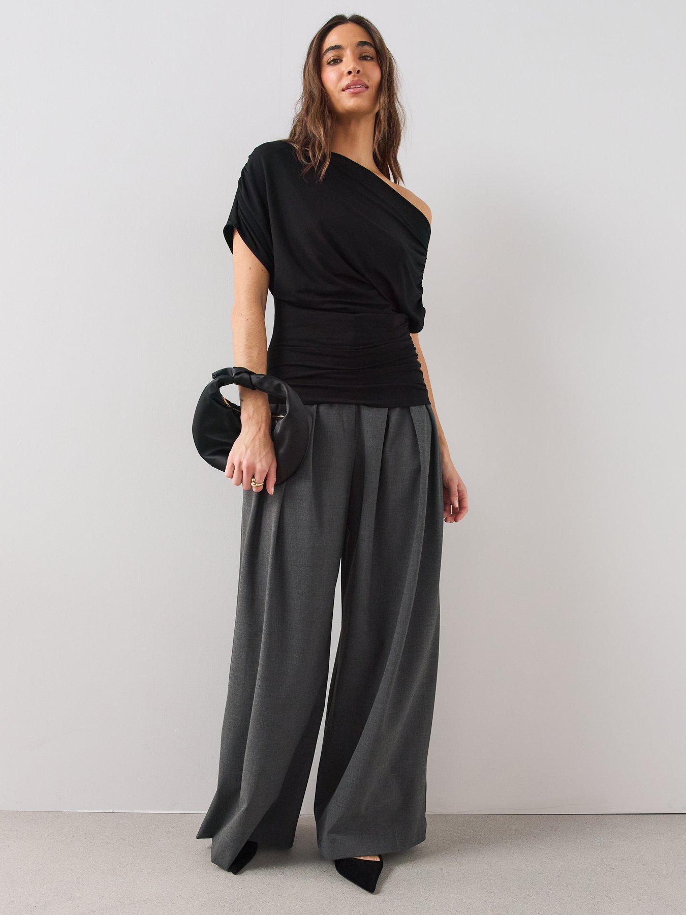 Image 3 of 7 of The Very Collection Womens Off The Shoulder Draped Stretch Top- Black