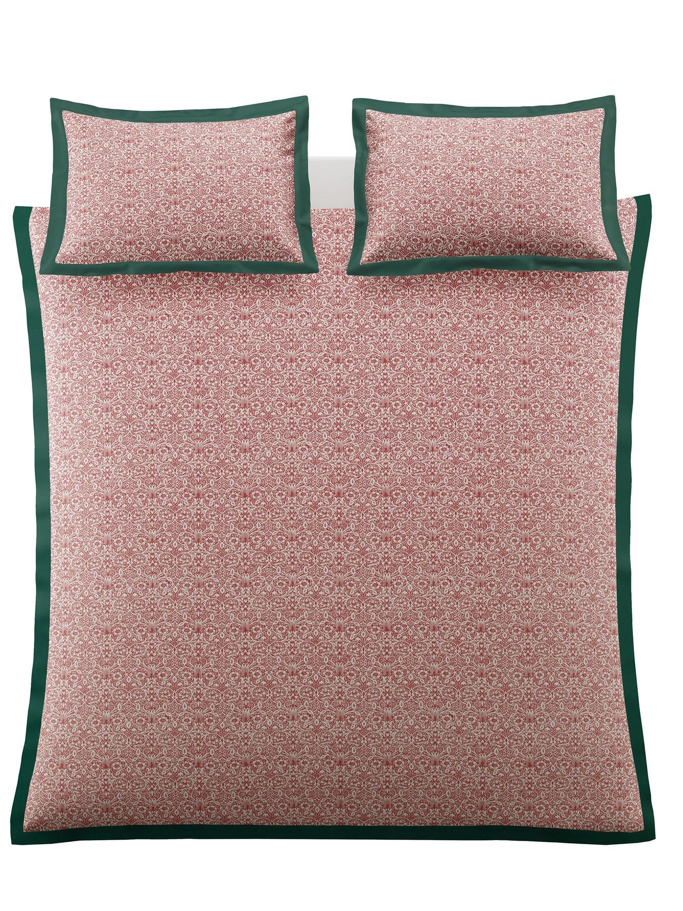 Image 6 of 7 of William Morris at Home Cray Quilt Set