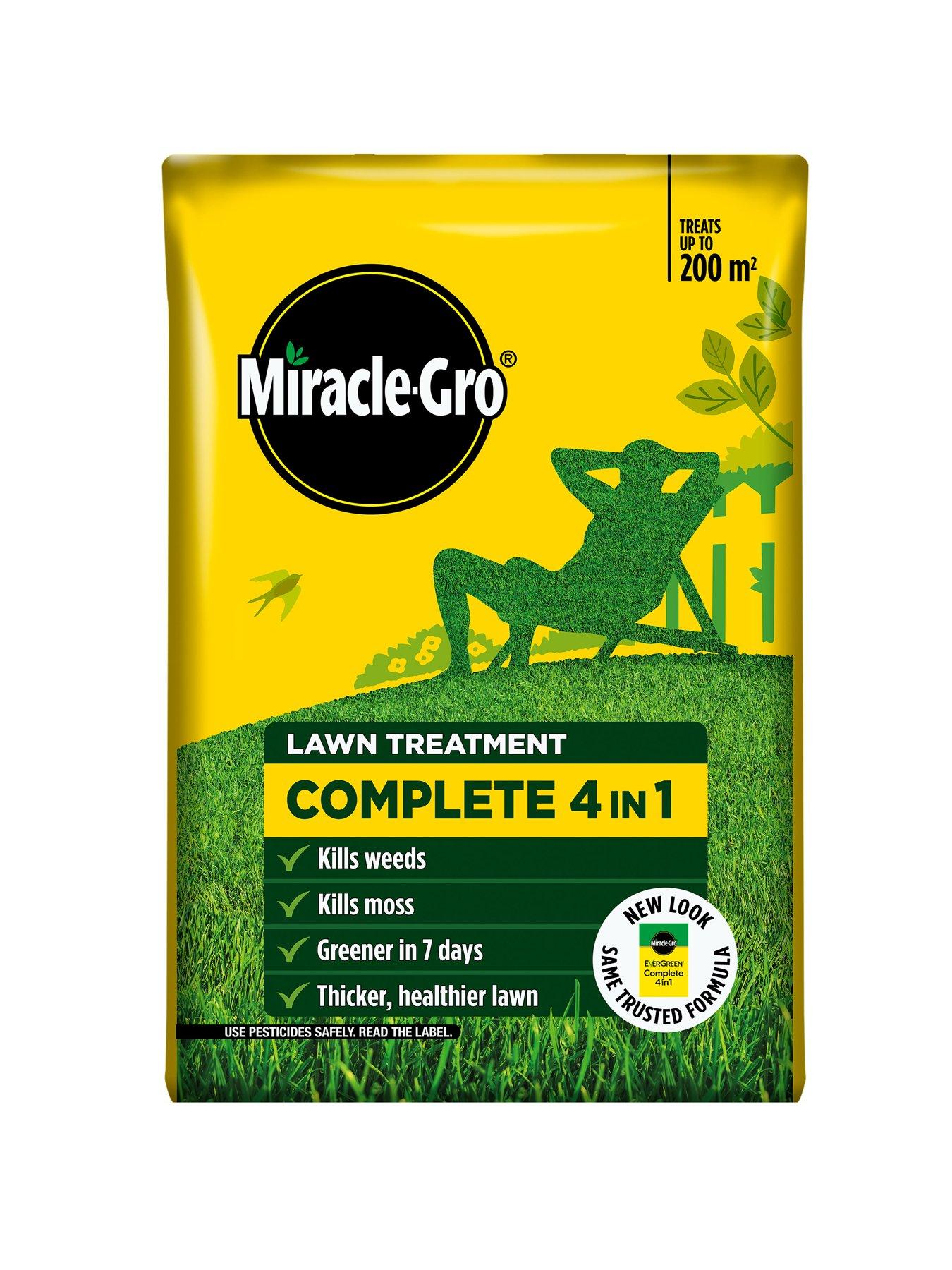 Image 1 of 2 of Miracle-Gro Complete 4In1 200M2