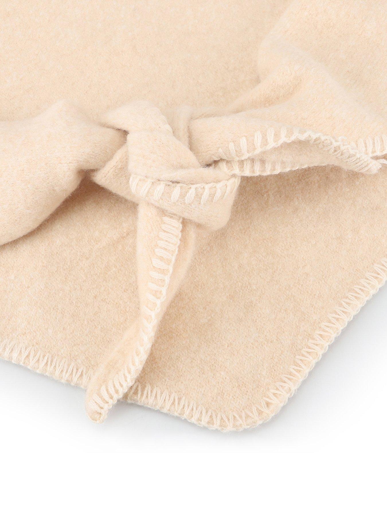 Image 3 of 6 of Totes Isotoner Womens Triangle Wool Blend Scarf - Beige