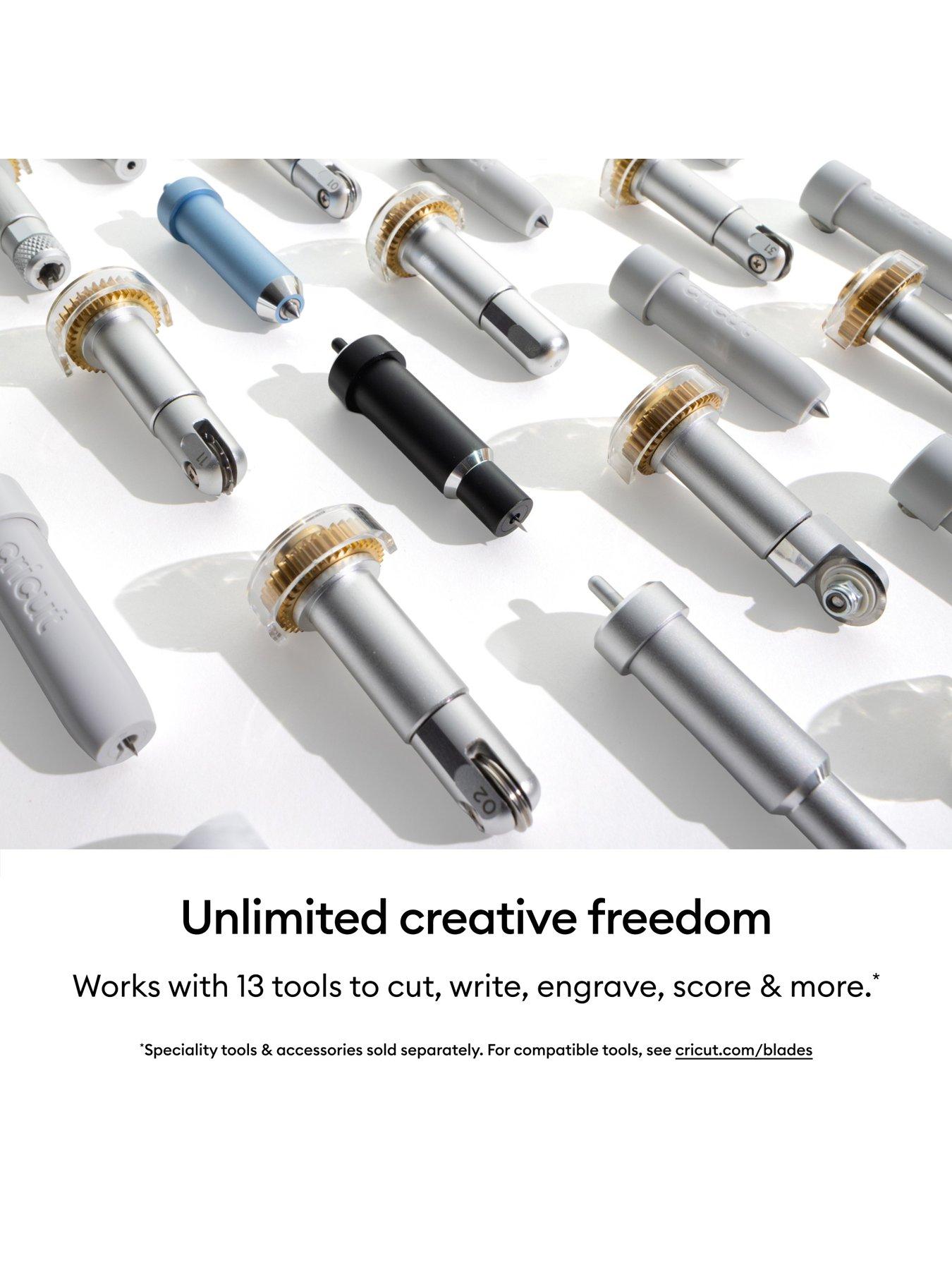 Image 4 of 8 of Cricut Cricut Maker 5 Essential Bundle