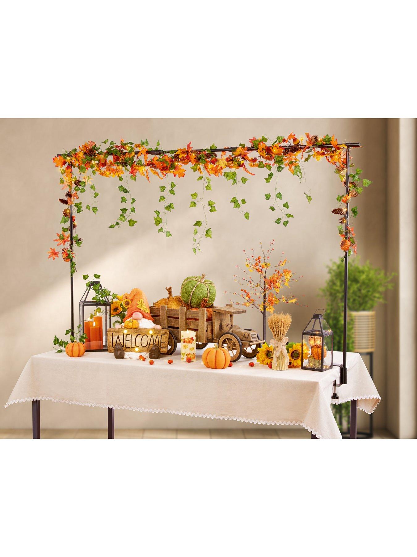 Image 5 of 5 of Premier Decorations 1.3 - 1.9m Extendable Table Display Pole