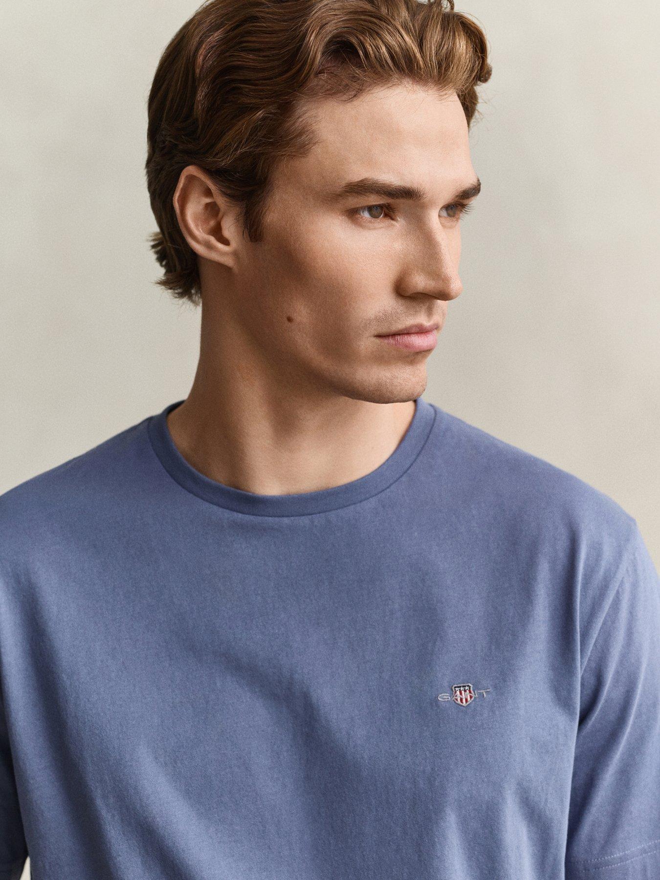 Image 3 of 3 of GANT Gant Regular Fit Shield T-shirt - Blue