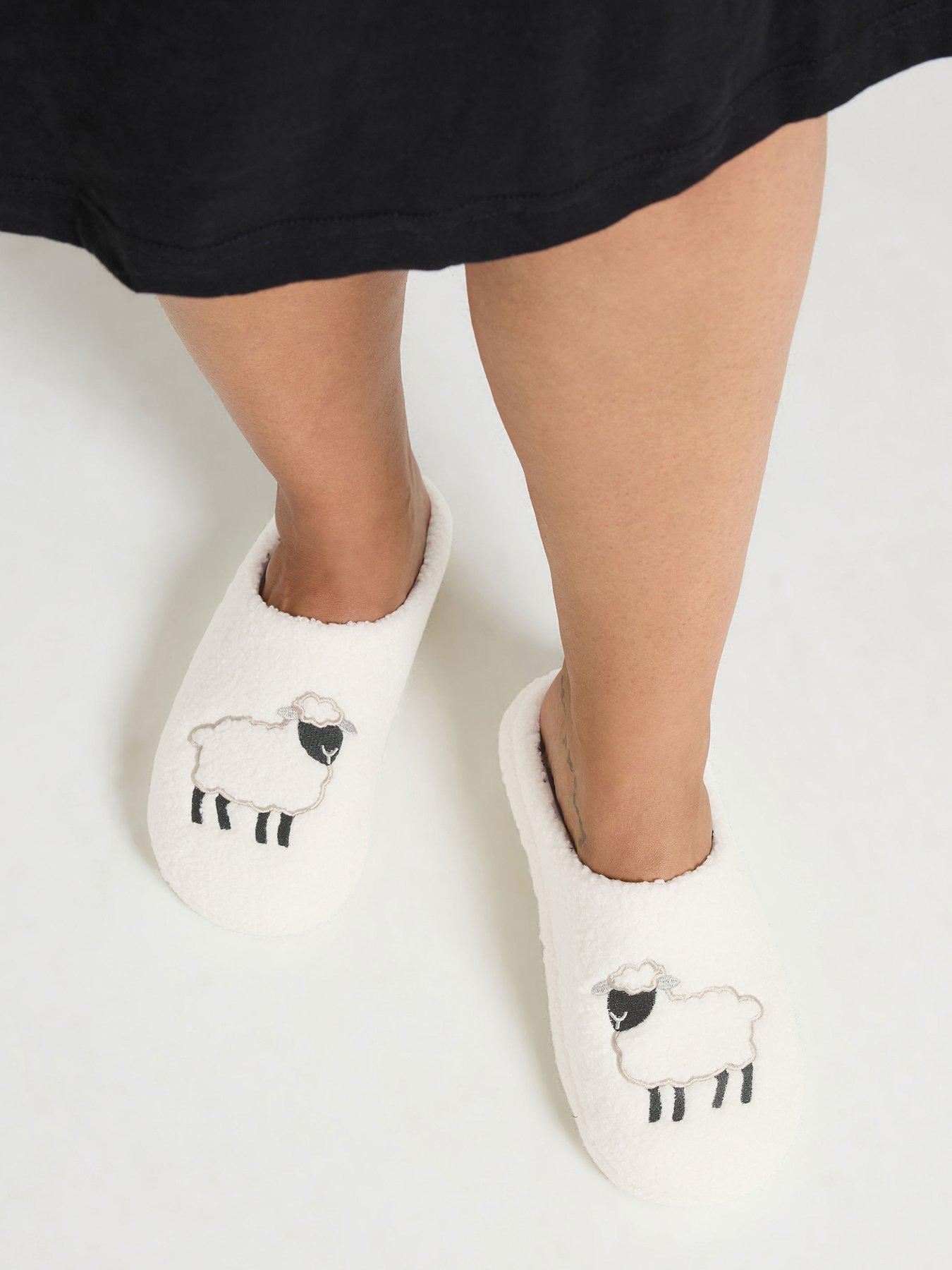 Image 4 of 4 of Yours Womens Borg Cushioned Slip-On Slippers - White