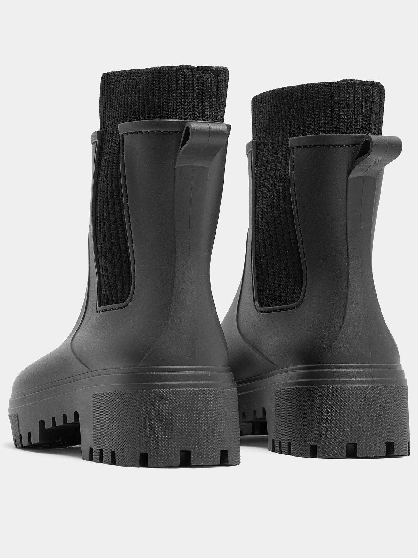 Image 3 of 4 of Yours Womens Ribbed Cuff Chunky Sole Wellington Boots - Black