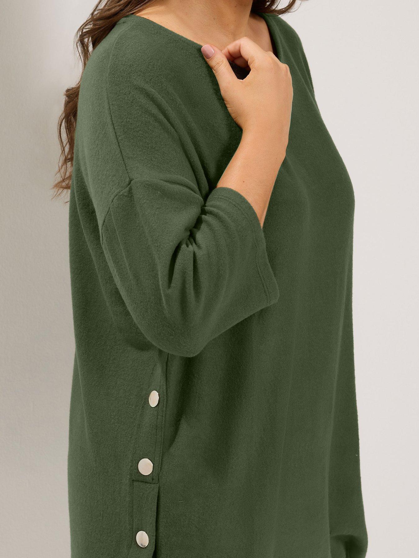 Image 4 of 4 of Yours Womens Curve Soft Touch Side Button Longline Jumper - Green