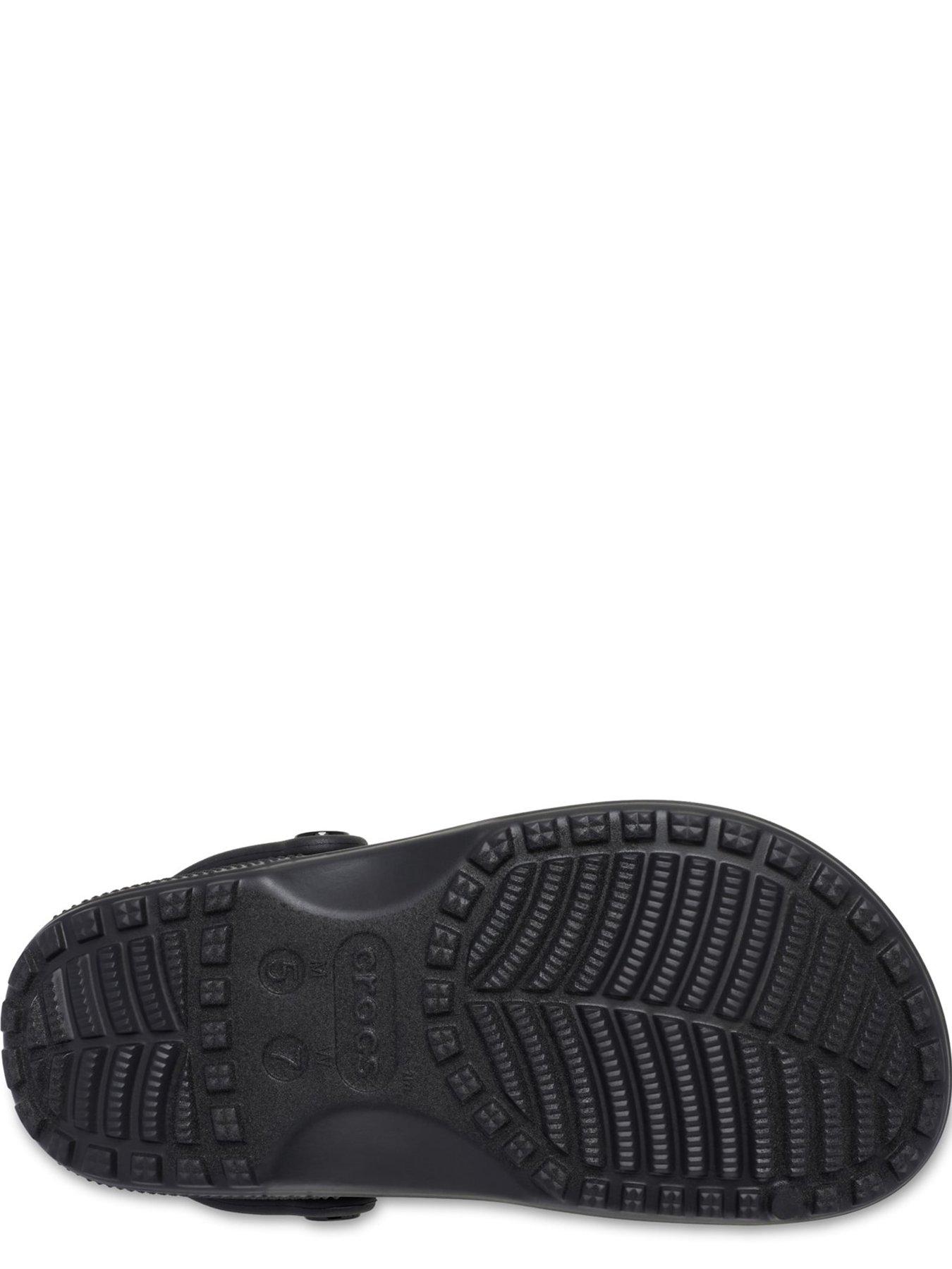 Image 5 of 6 of Crocs Classic Crafted Camo Clog