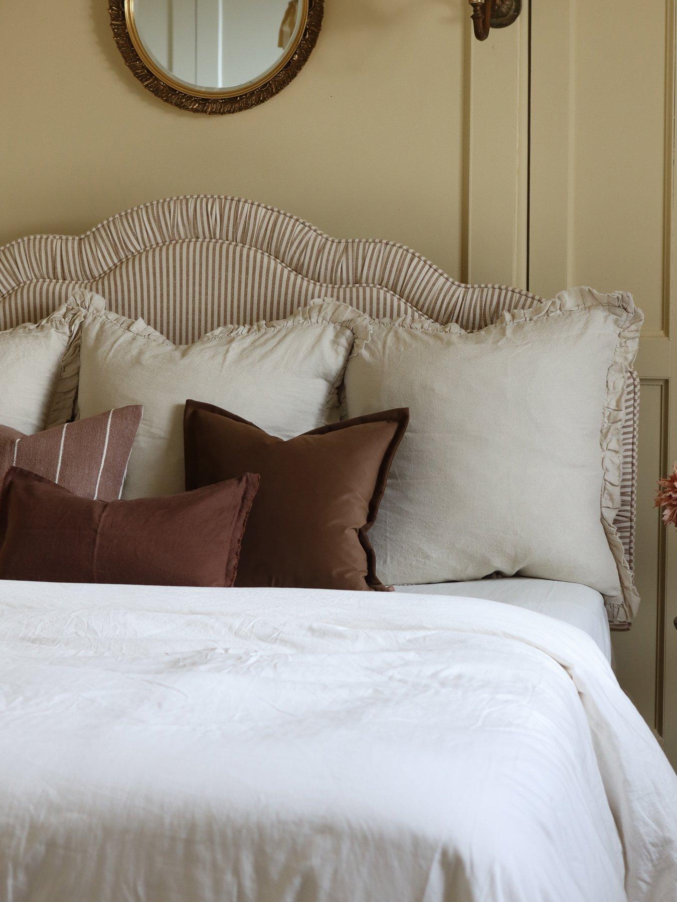Image 3 of 3 of Ellenvale Interiors Emma Velvet Cushion Cover 45x45