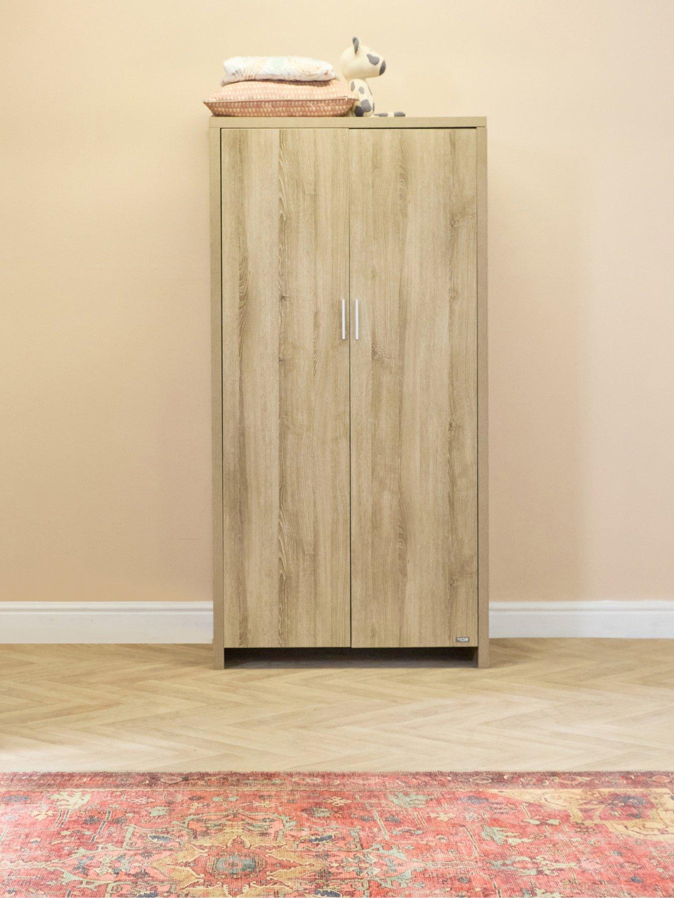 Image 5 of 7 of Tutti Bambini Modena 3 Piece Room Set - Oak
