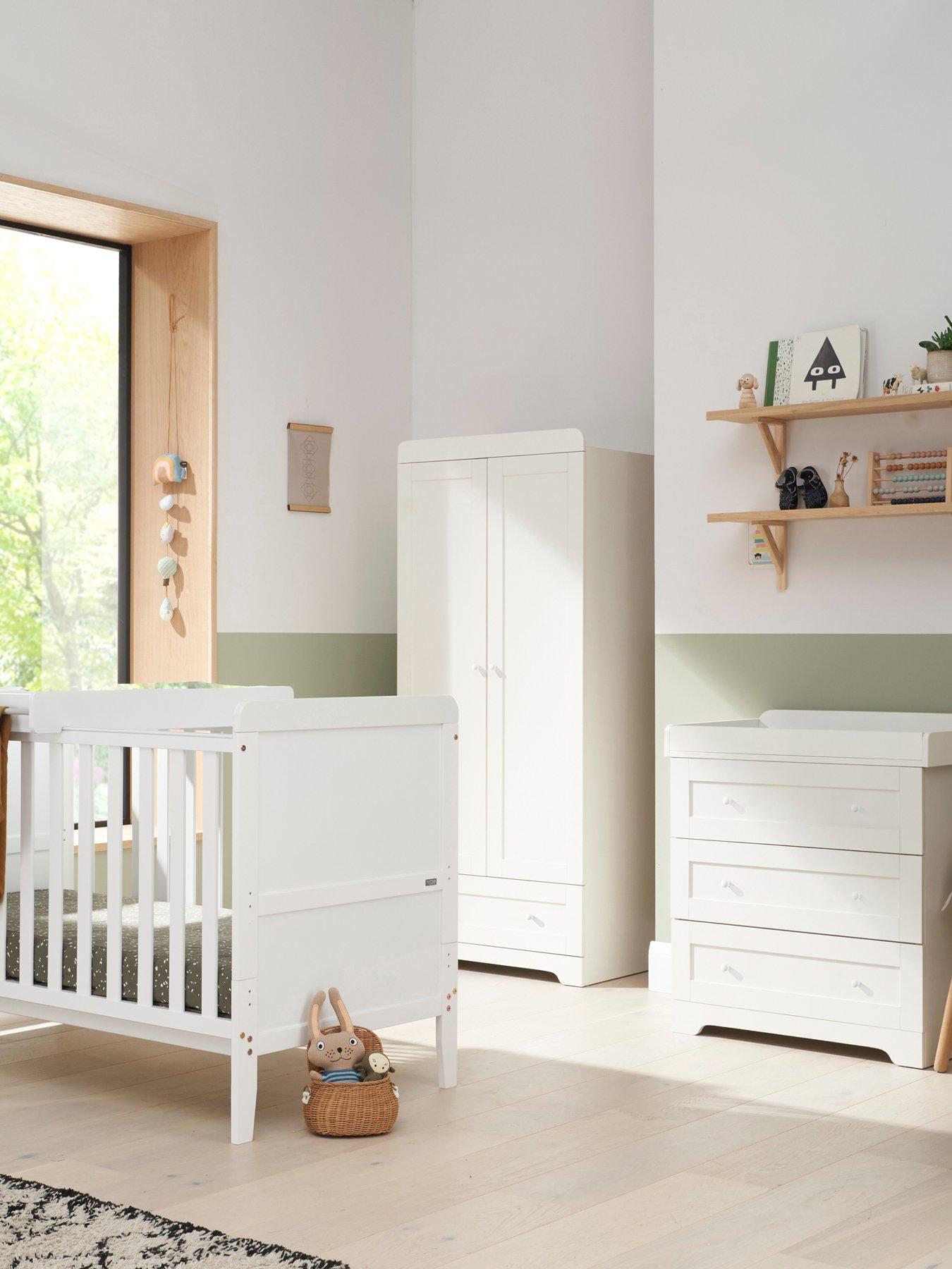 Image 1 of 7 of Tutti Bambini Rio 3pc Nursery Furniture Set - White