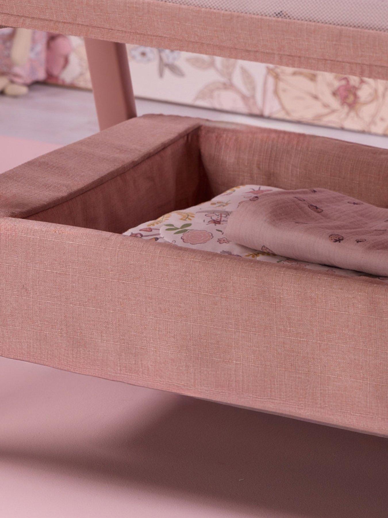 Image 6 of 7 of Tutti Bambini CoZee Zen Blush & TT 2 pack fitted Sheets Bundle
