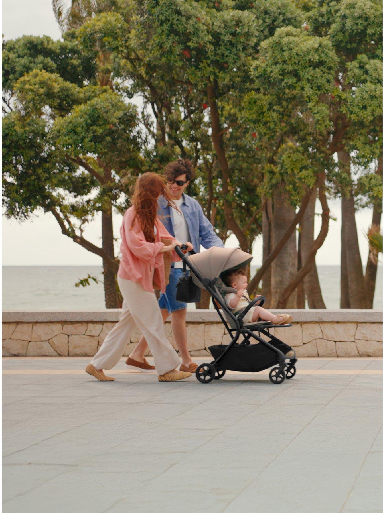 Image 2 of 7 of Silver Cross Nia Stroller and Travel Bag Bundle - Champagne