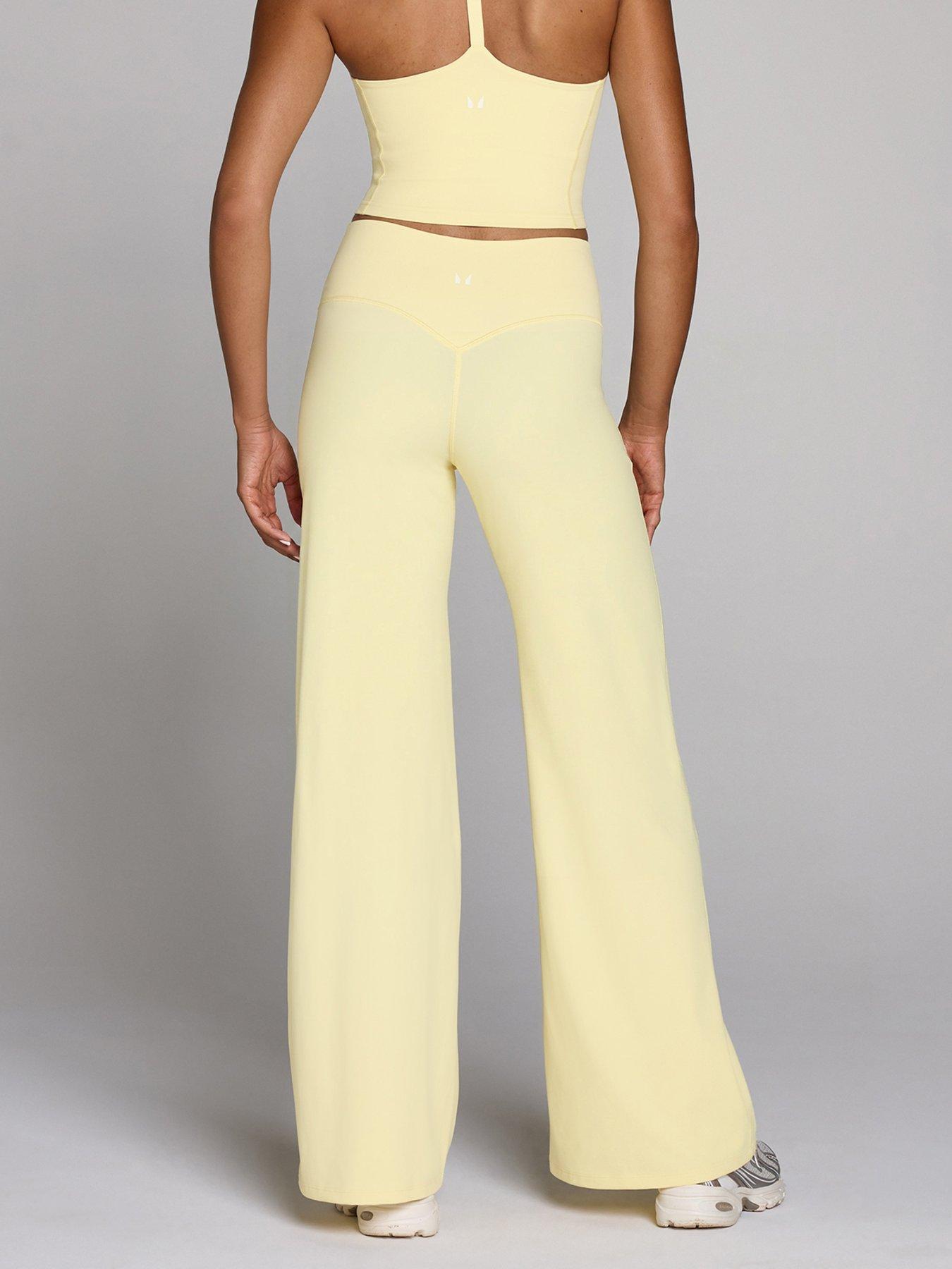 Image 2 of 4 of Myprotein Womens Tempo High Rise 4-Way Stretch Wide Leg Leggings - Cream