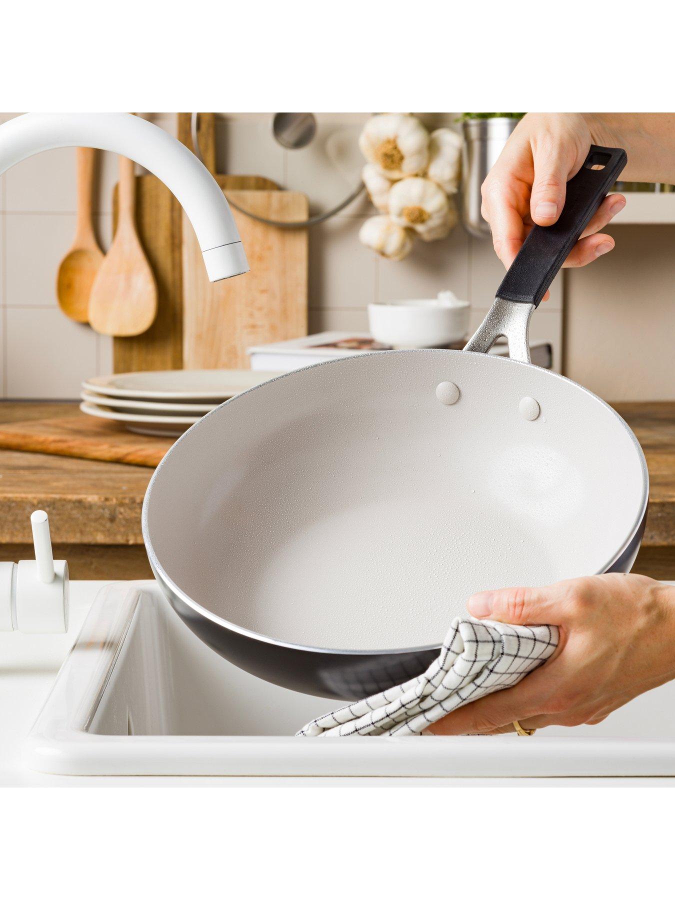 Image 6 of 7 of KitchenAid Coloured Aluminum Wok 28cm - Matte Black