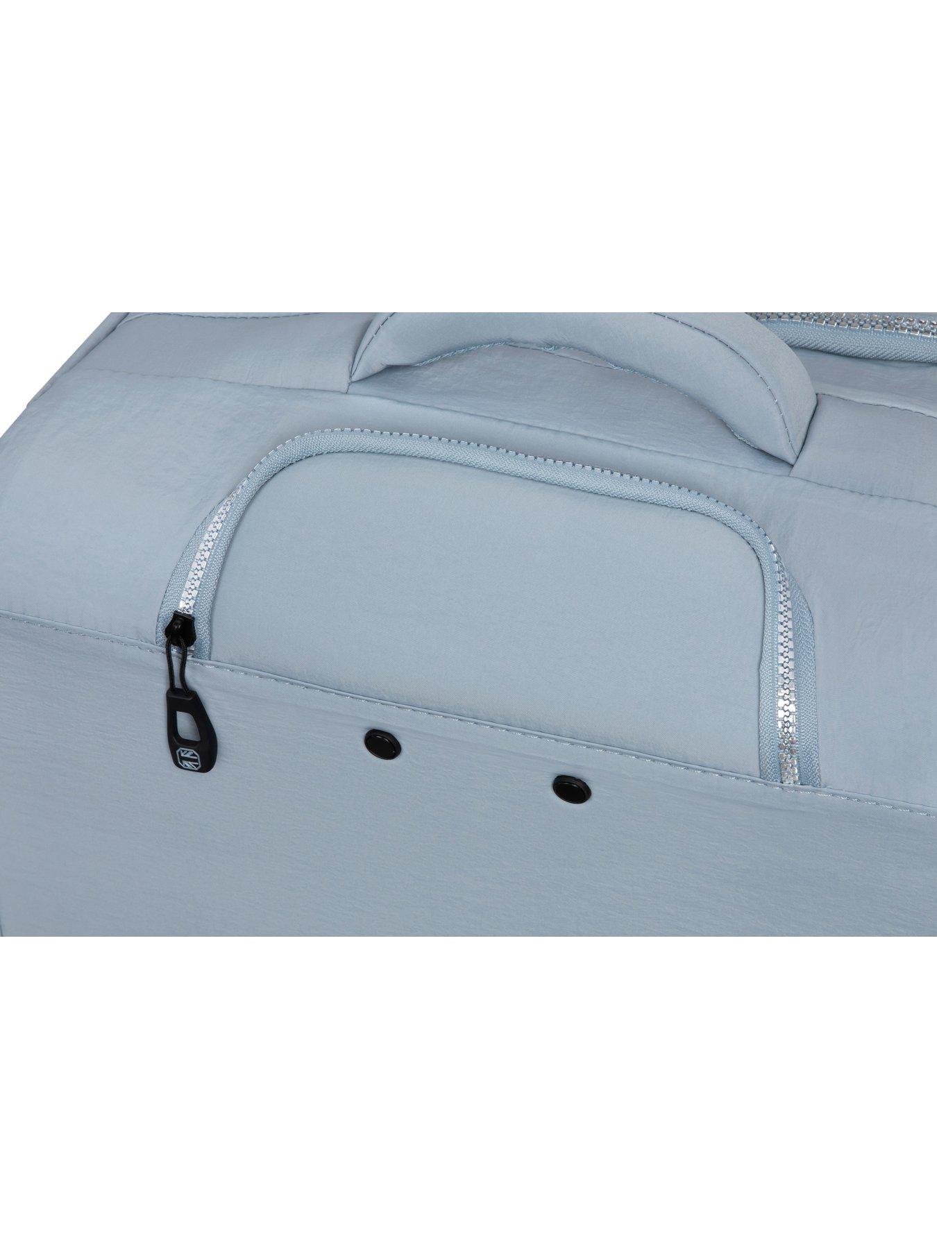 Image 5 of 7 of it Luggage Ashdon Medium Suitcase