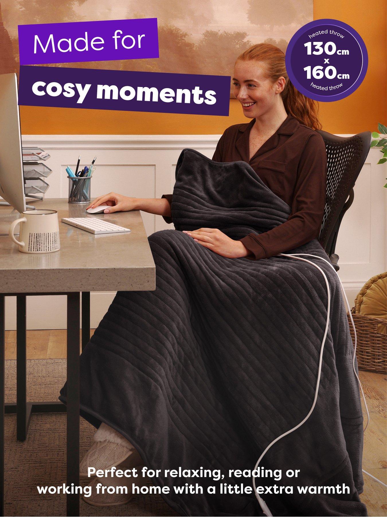 Image 4 of 6 of Slumberdown Comfy Hugs Heated Throw, Charcoal Grey