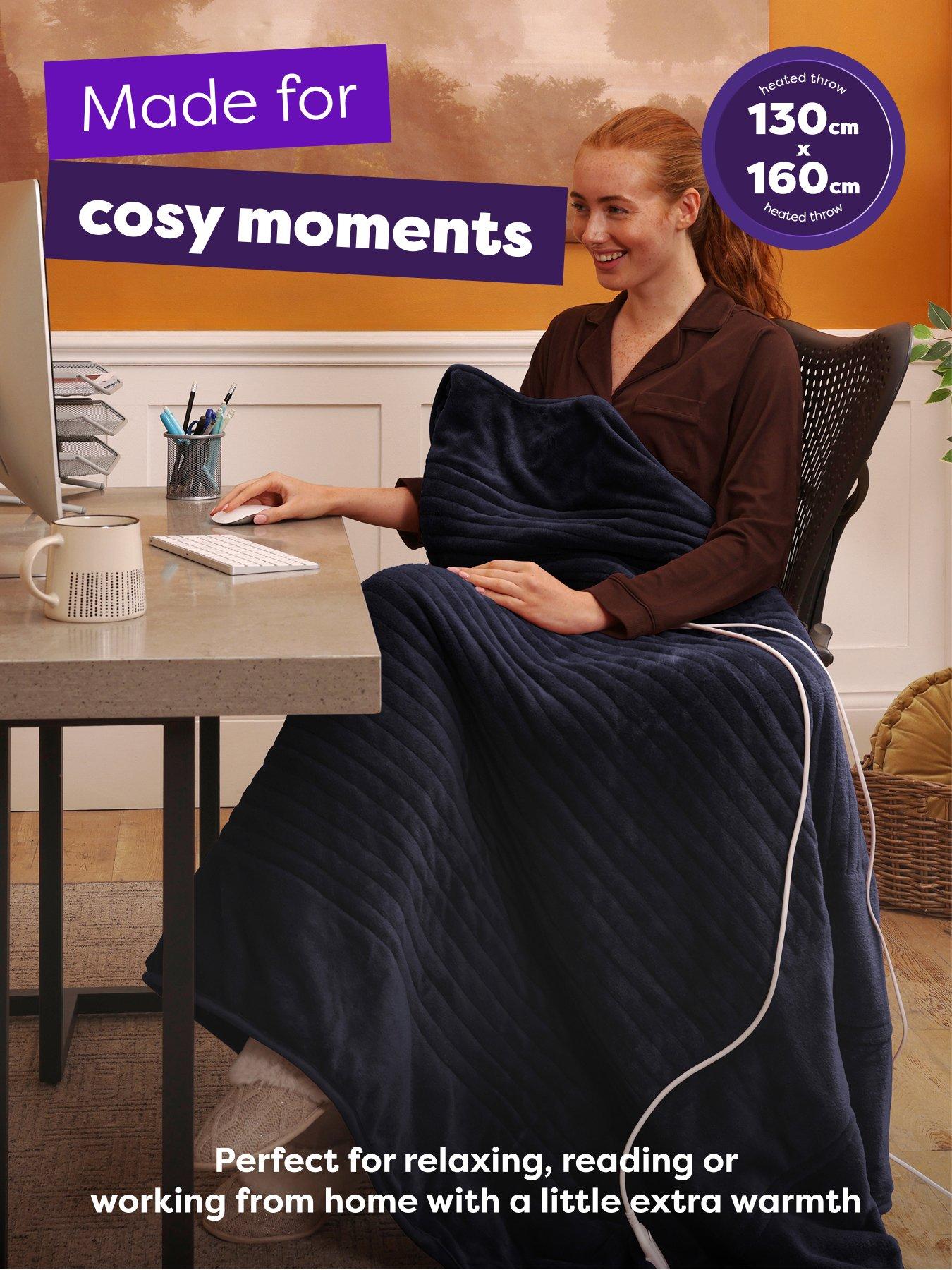 Image 4 of 6 of Slumberdown Comfy Hugs Heated Throw, Indigo Blue