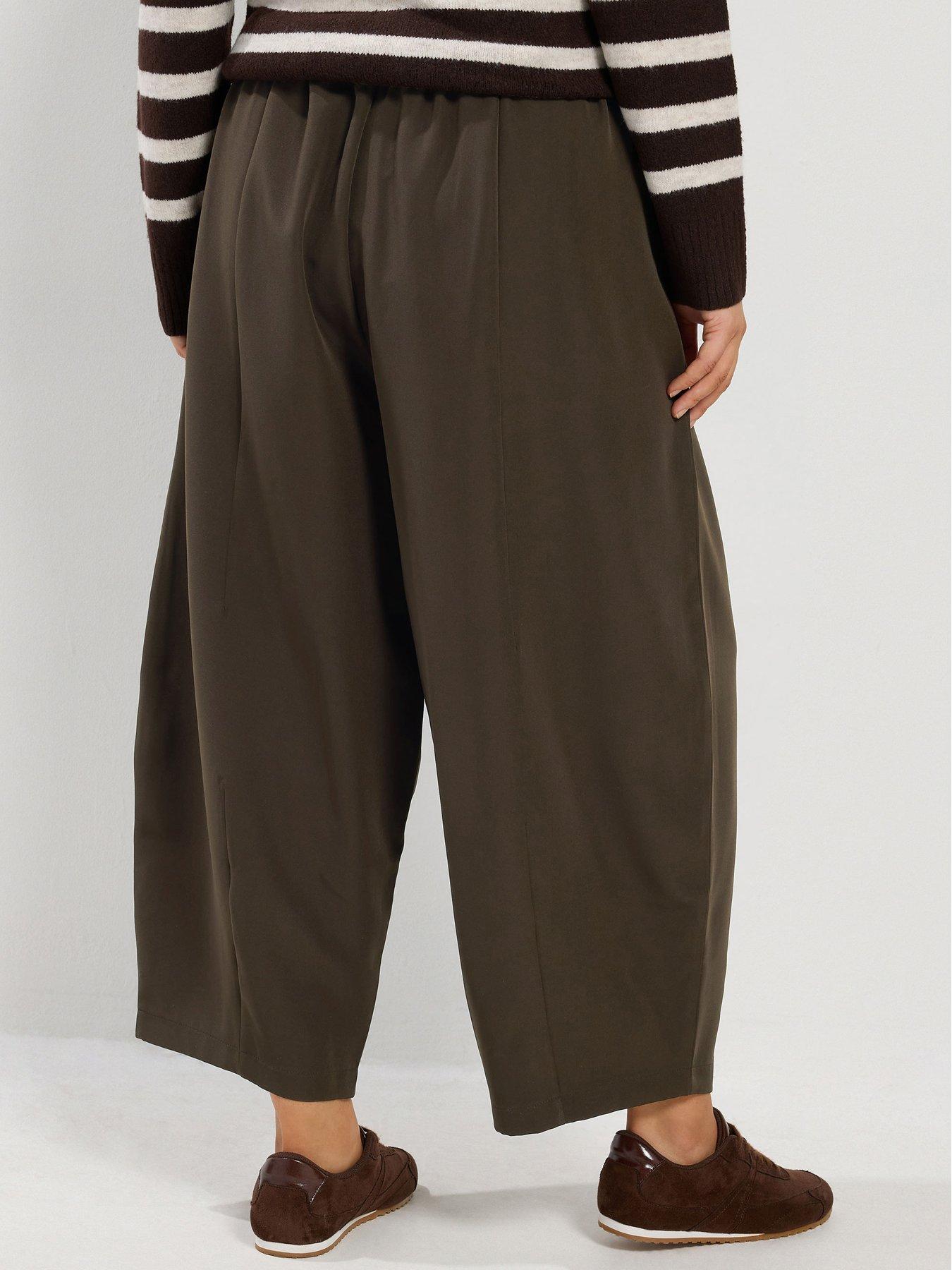 Image 2 of 4 of Yours Womens Curve Barrel Leg Drawstring Waist 28" Leg Trousers - Brown