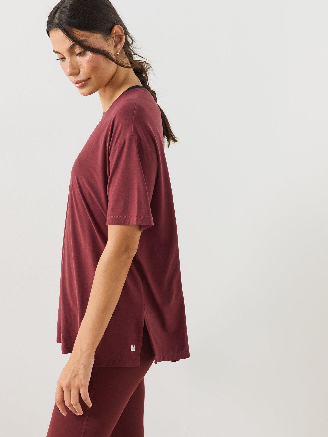 Image 4 of 6 of Sweaty Betty Womens Training Soft Flow Studio Longline Stretch T-Shirt - Red