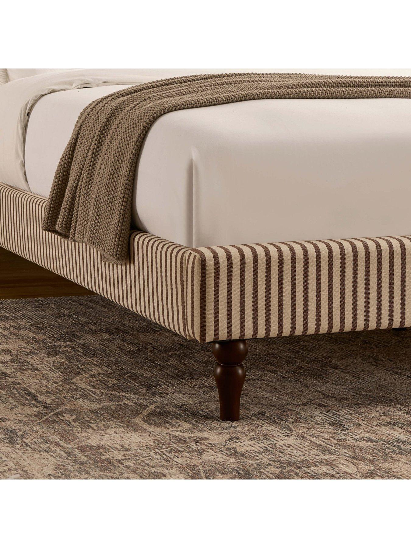 Image 3 of 6 of Dusk Surrey Frame Chocolate Stripe