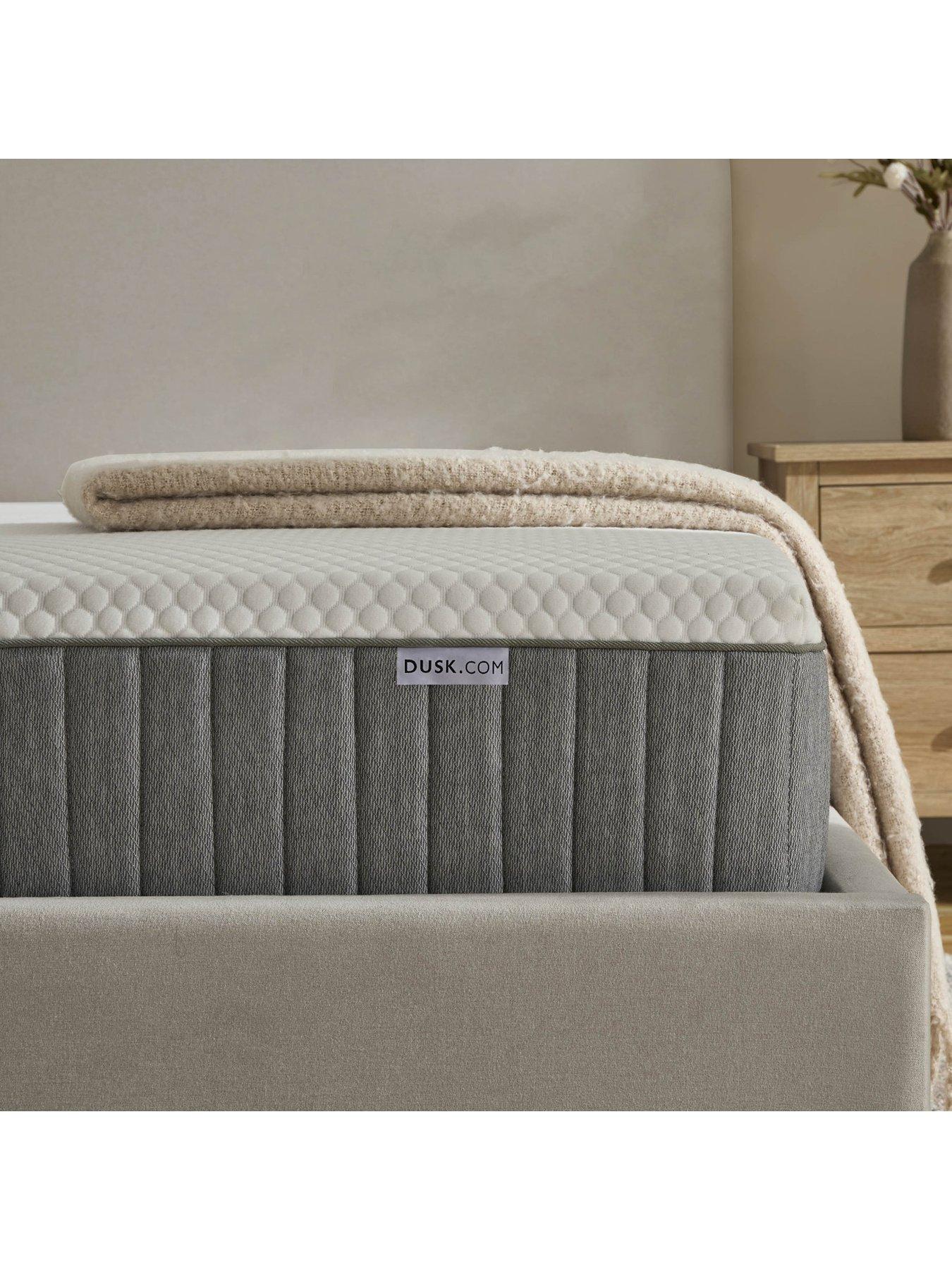 Image 3 of 7 of Dusk Soft Range Mattress