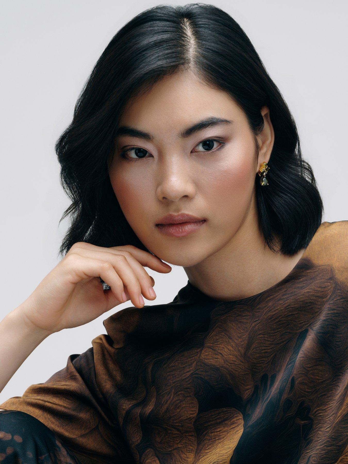 Image 4 of 7 of Cerene VIVE: Crystal Cluster Drop Earrings