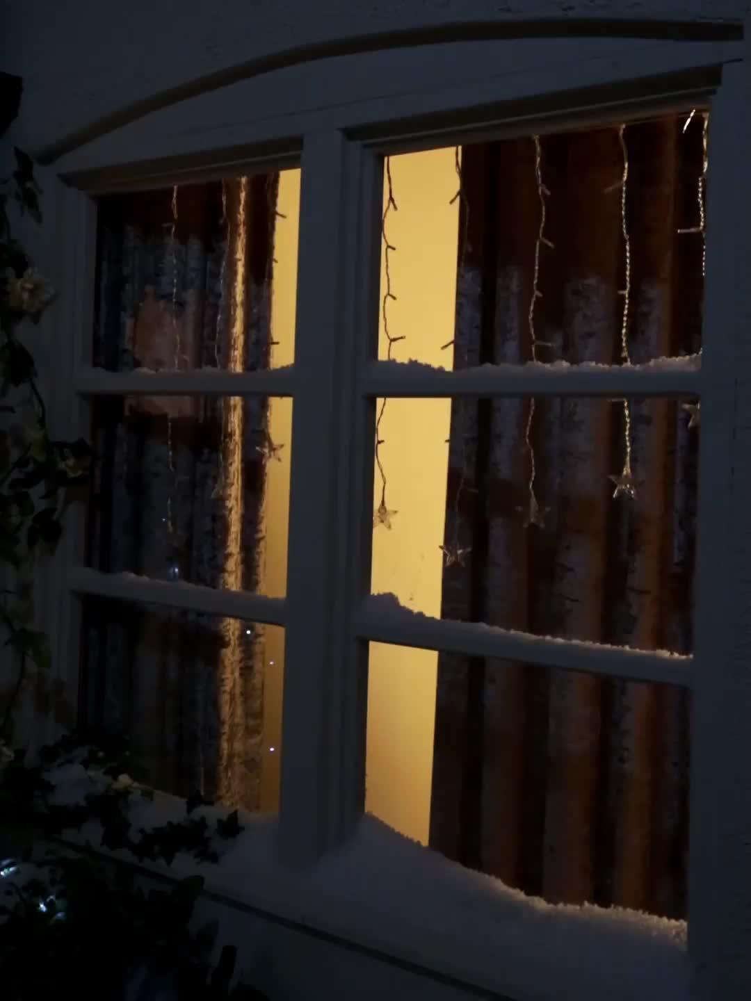 Video of 78-led-star-curtain-light