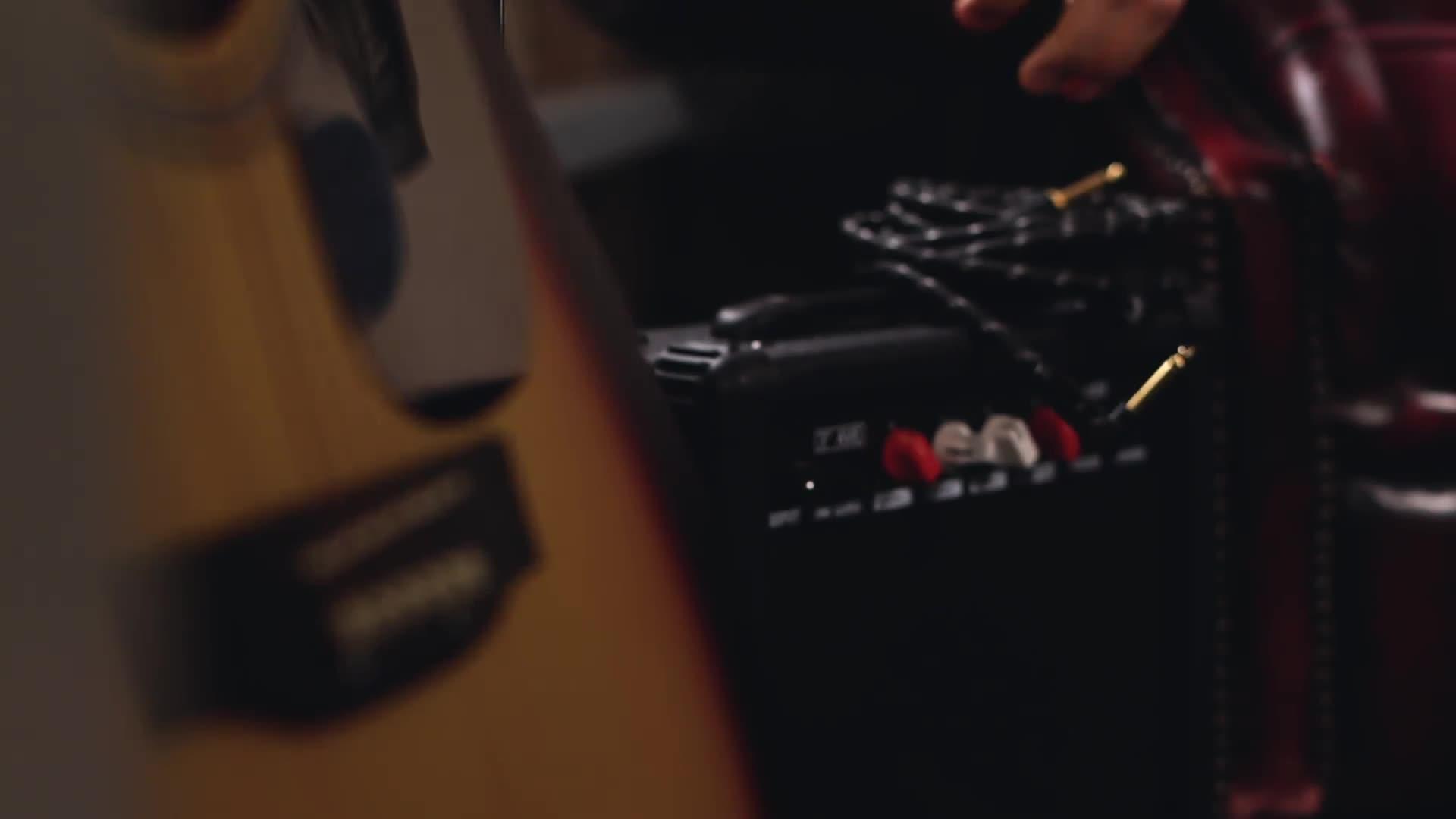 Video of mx-by-3rd-avenue-performance-series-acoustic-guitar-full-size-guitar-package-natural