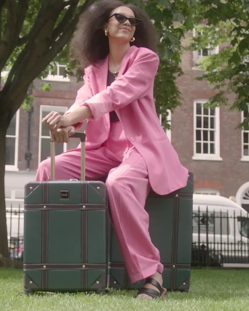 Video of rock-luggage-vintage-8-wheel-retro-style-hardshell-cabin-suitcase-burgundy