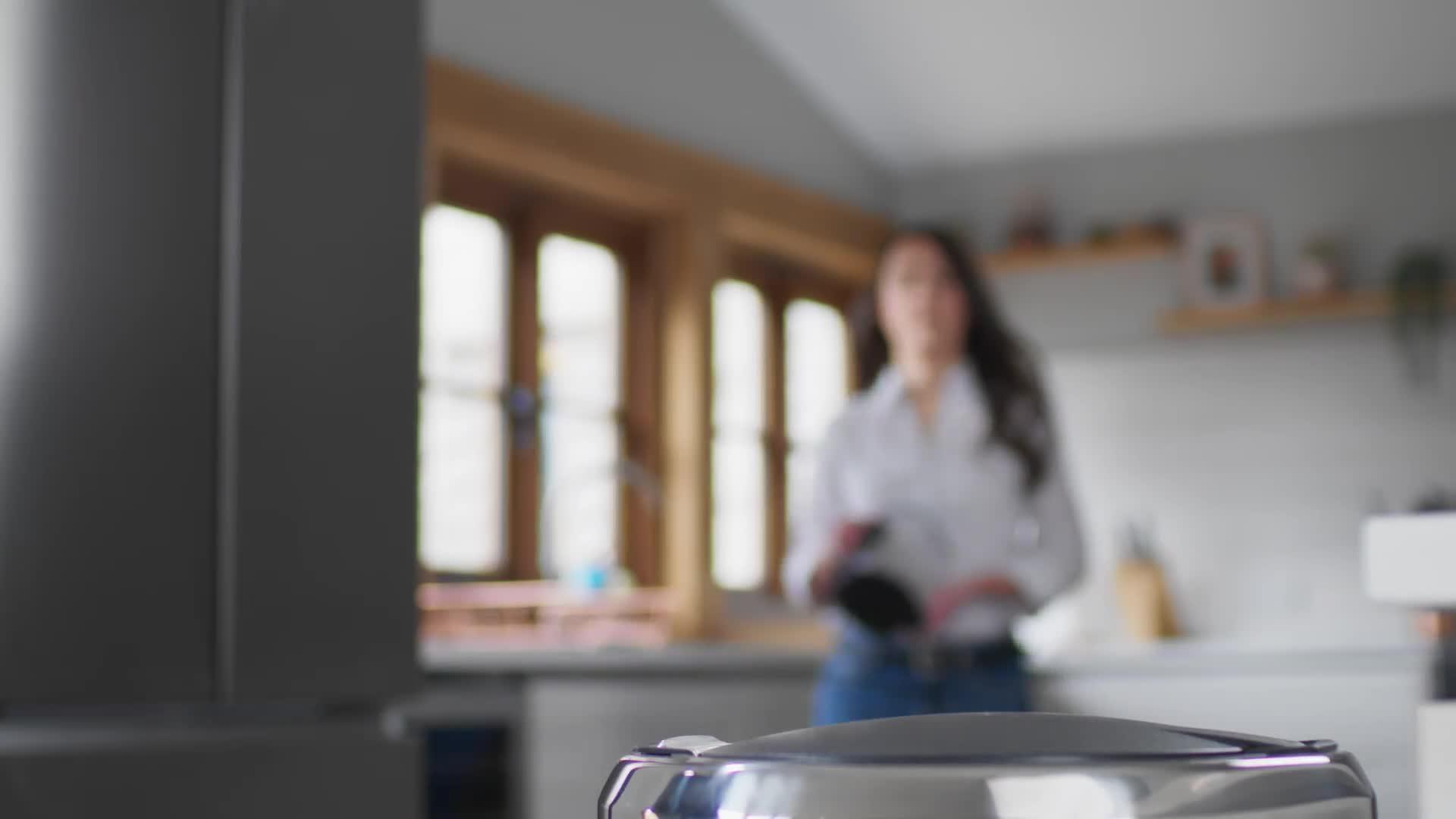 Video of numatic-international-numatic-henry-quick-cordless-vacuum